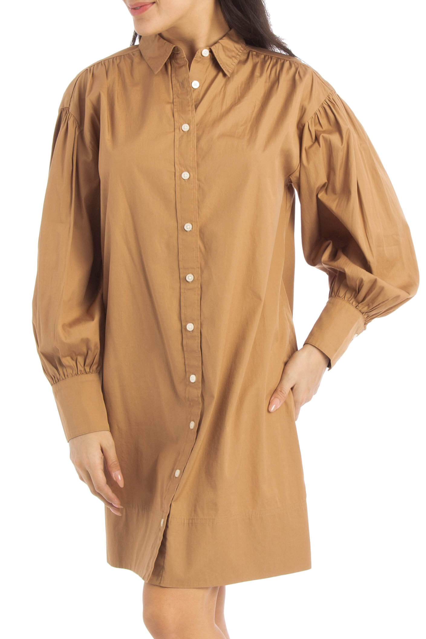 J Crew, Talla S