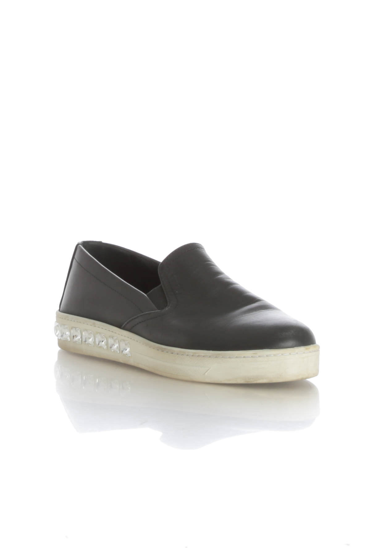 Prada, 8.5 USA