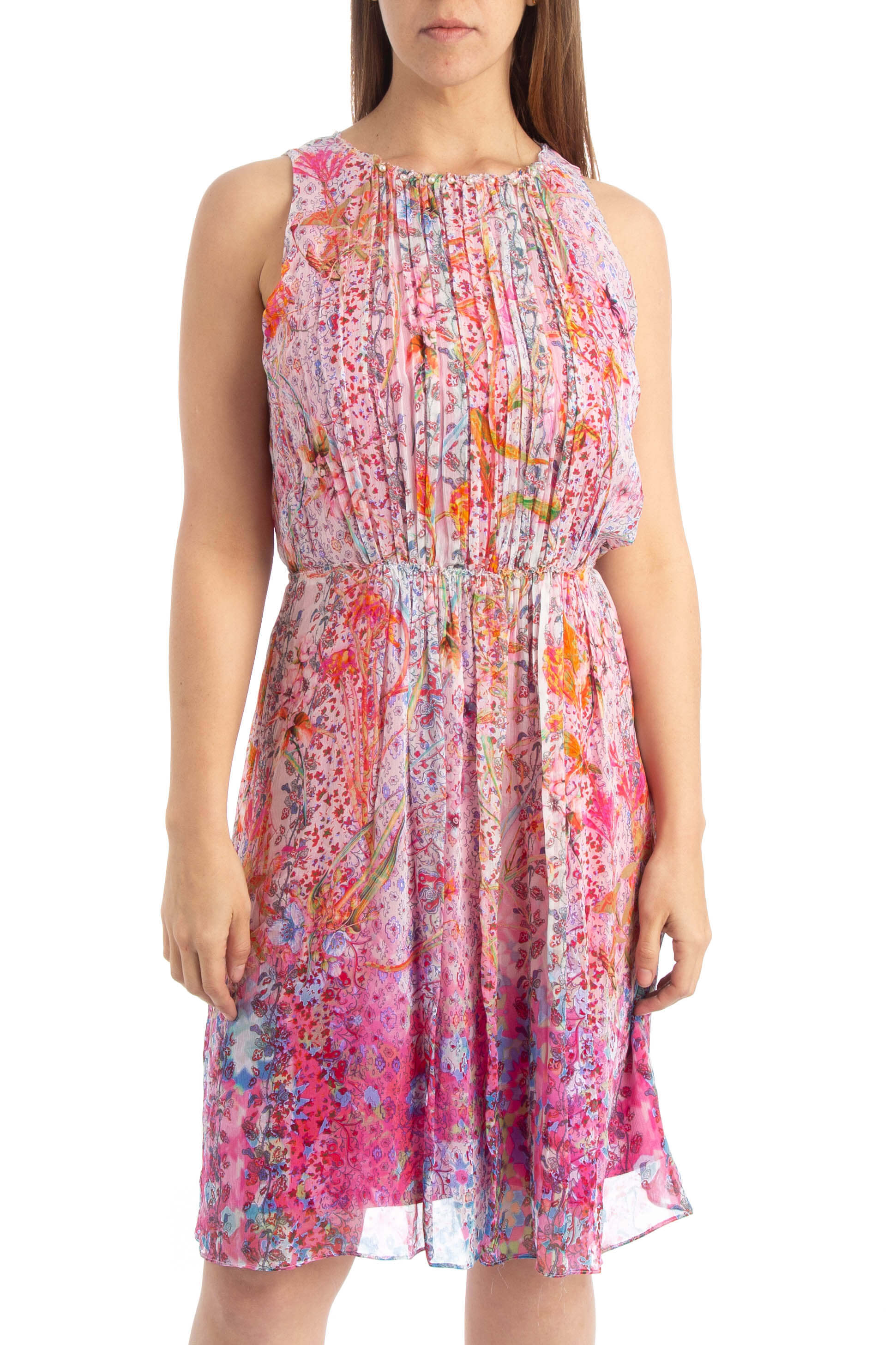 Elie Tahari, Talla L