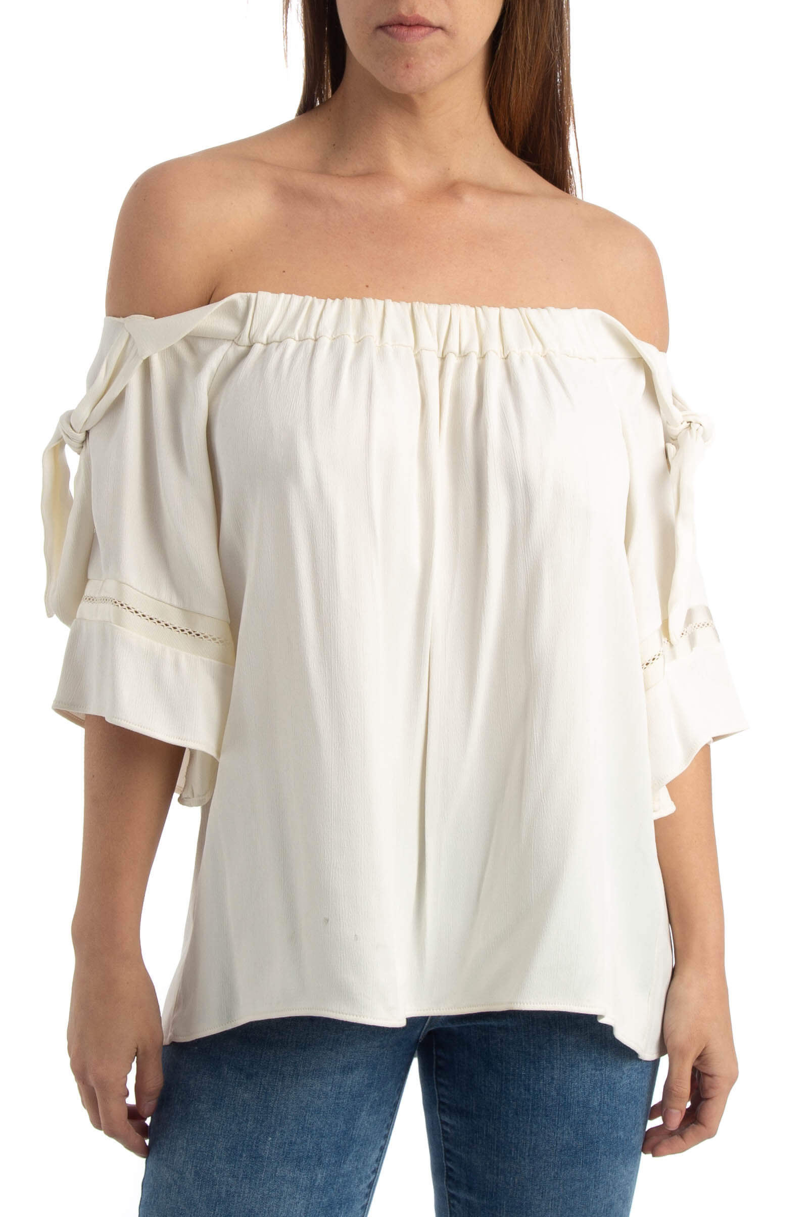 Alexis, Talla L