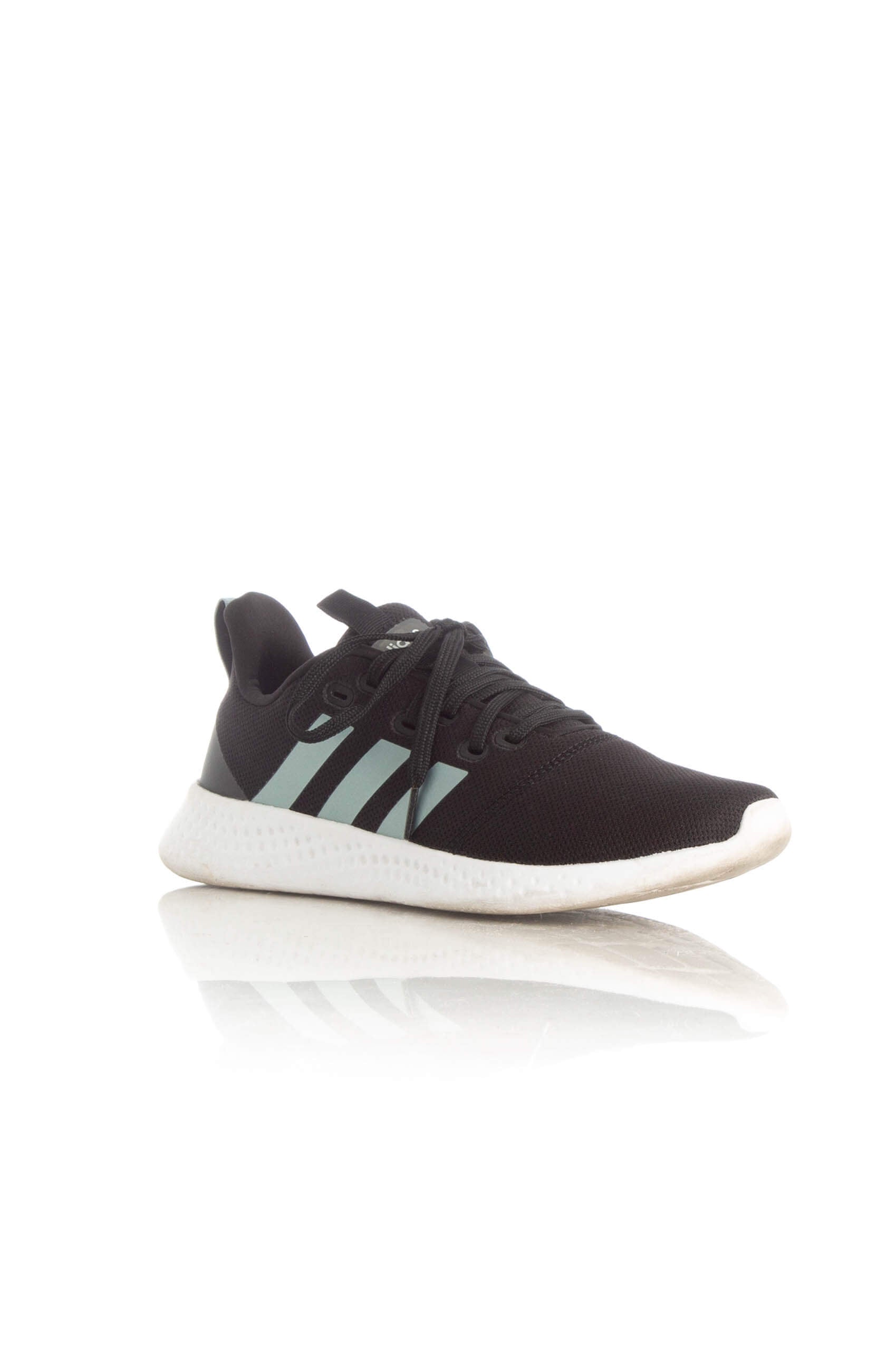 Adidas, 8 USA