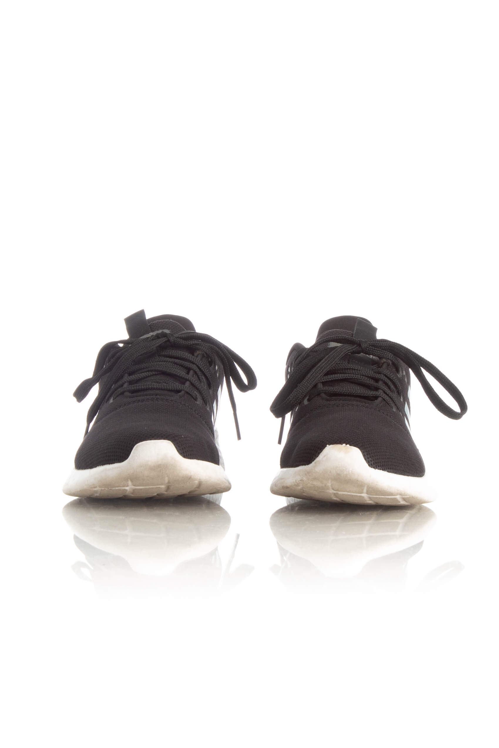 Adidas, 8 USA