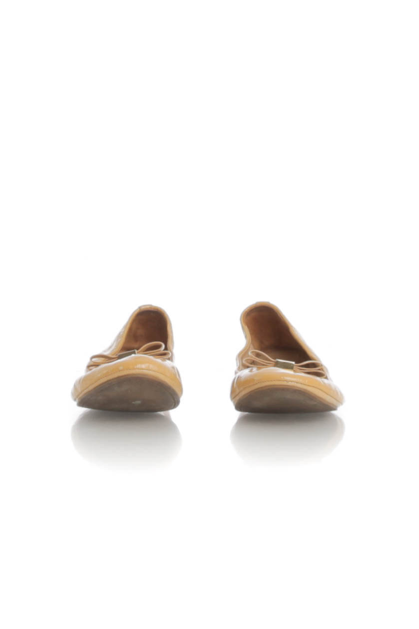 Tory Burch, 9.5 USA