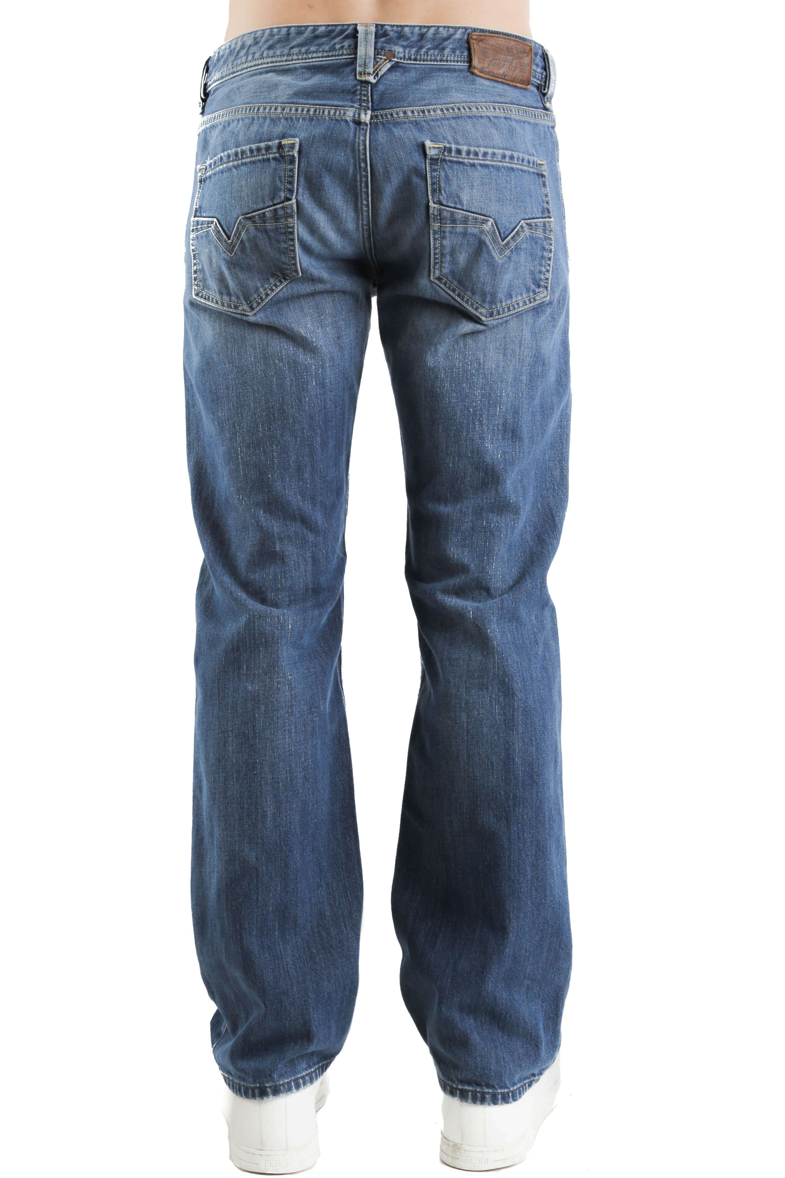 Diesel, Talla 32