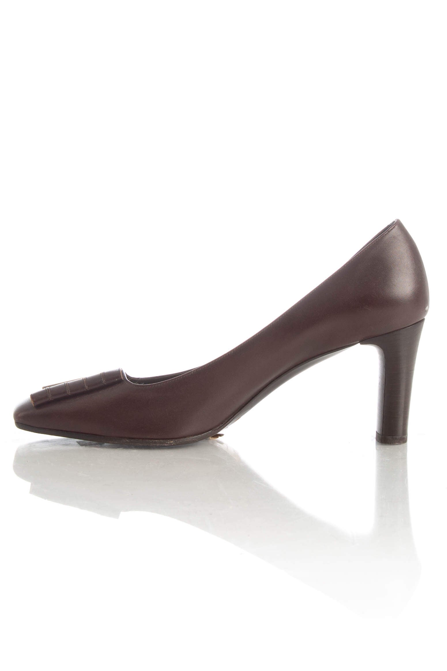 Salvatore Ferragamo, 10 USA