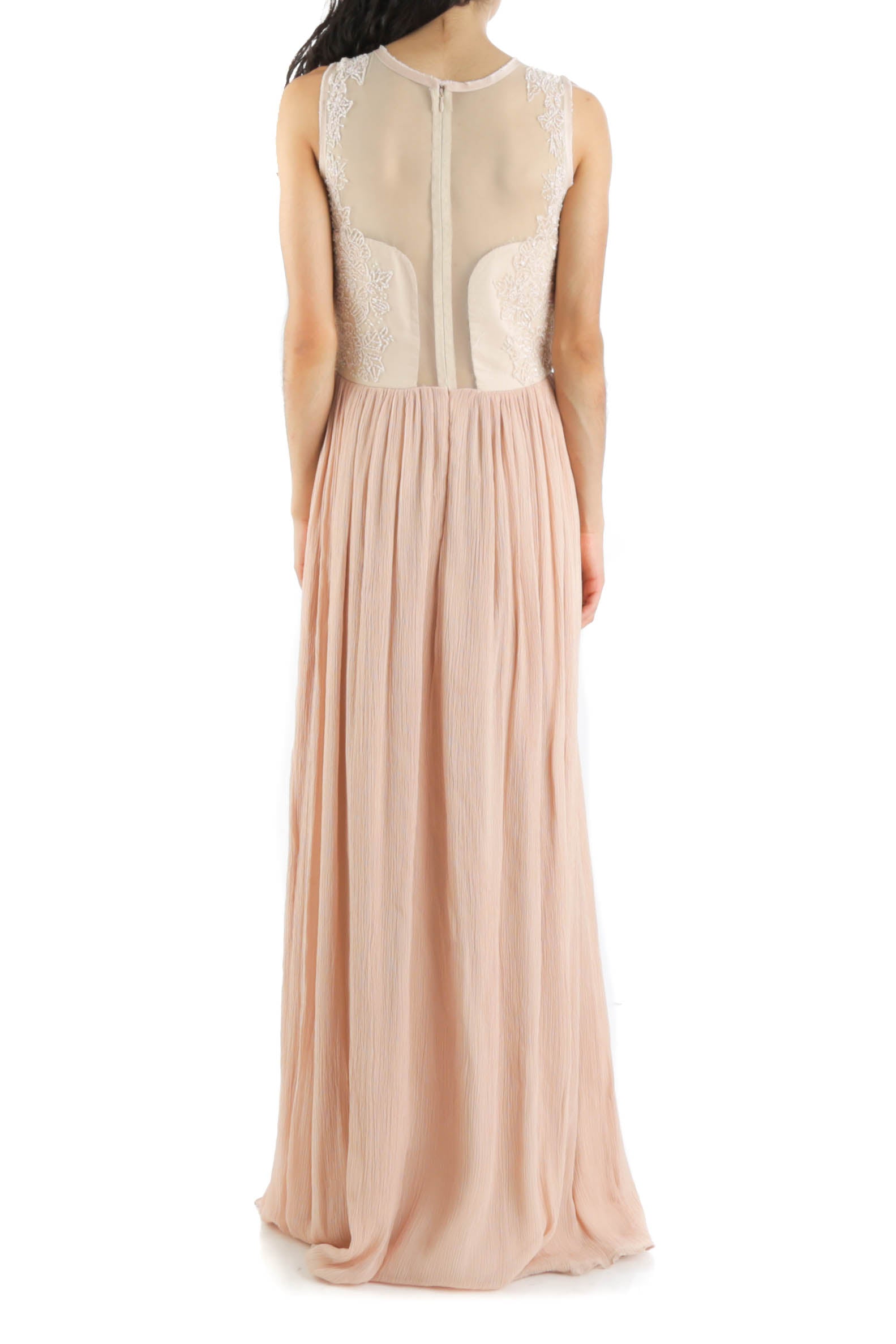 Nicole Miller, Talla 4