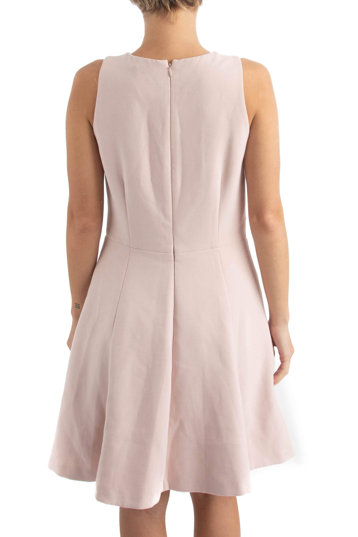 Club Monaco, Talla M