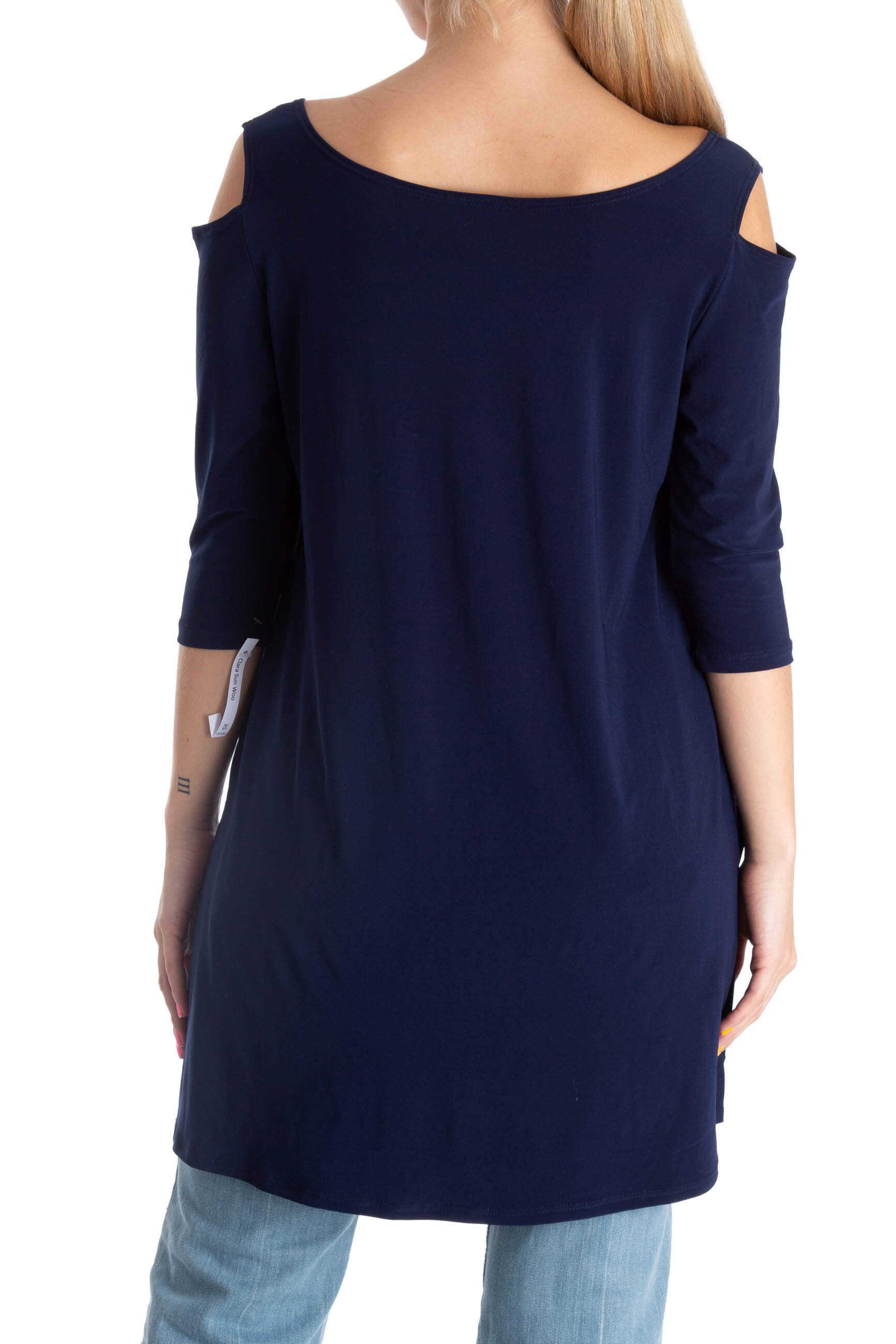 Clara Sun Woo, Talla XS