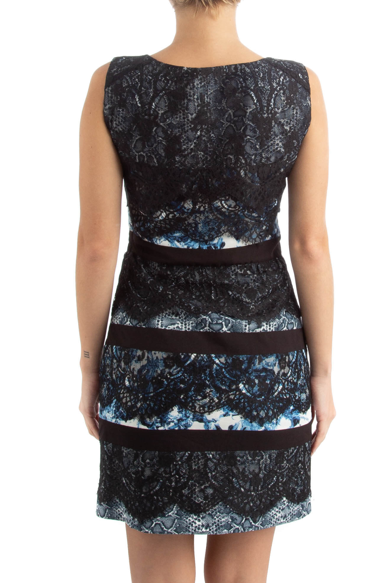 BCBG Maxazria, Talla 4
