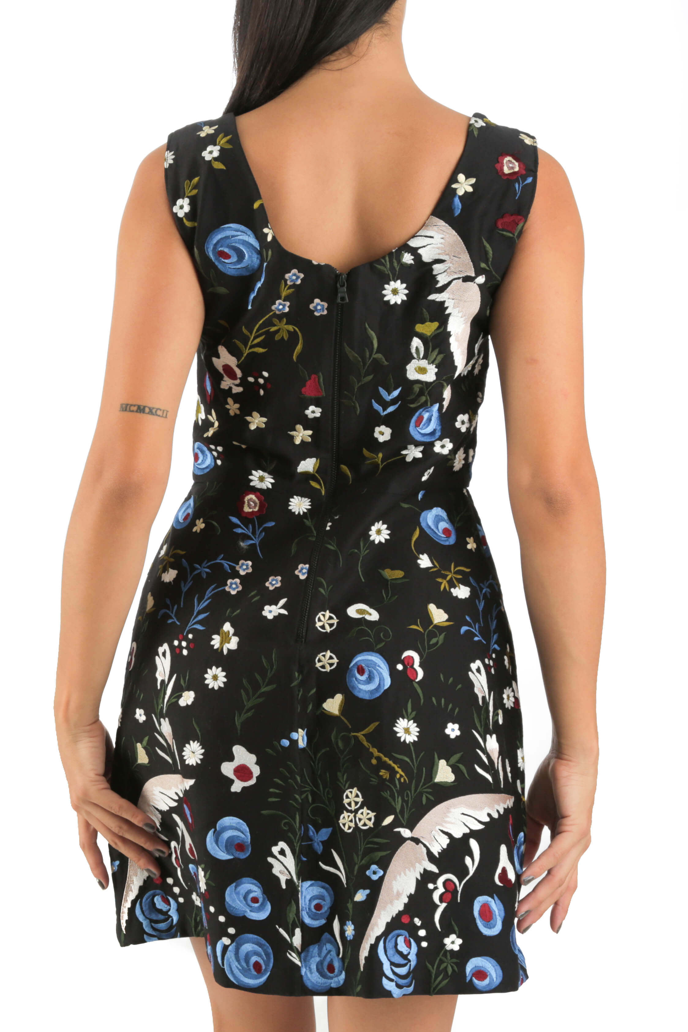 Alice + Olivia, Talla S