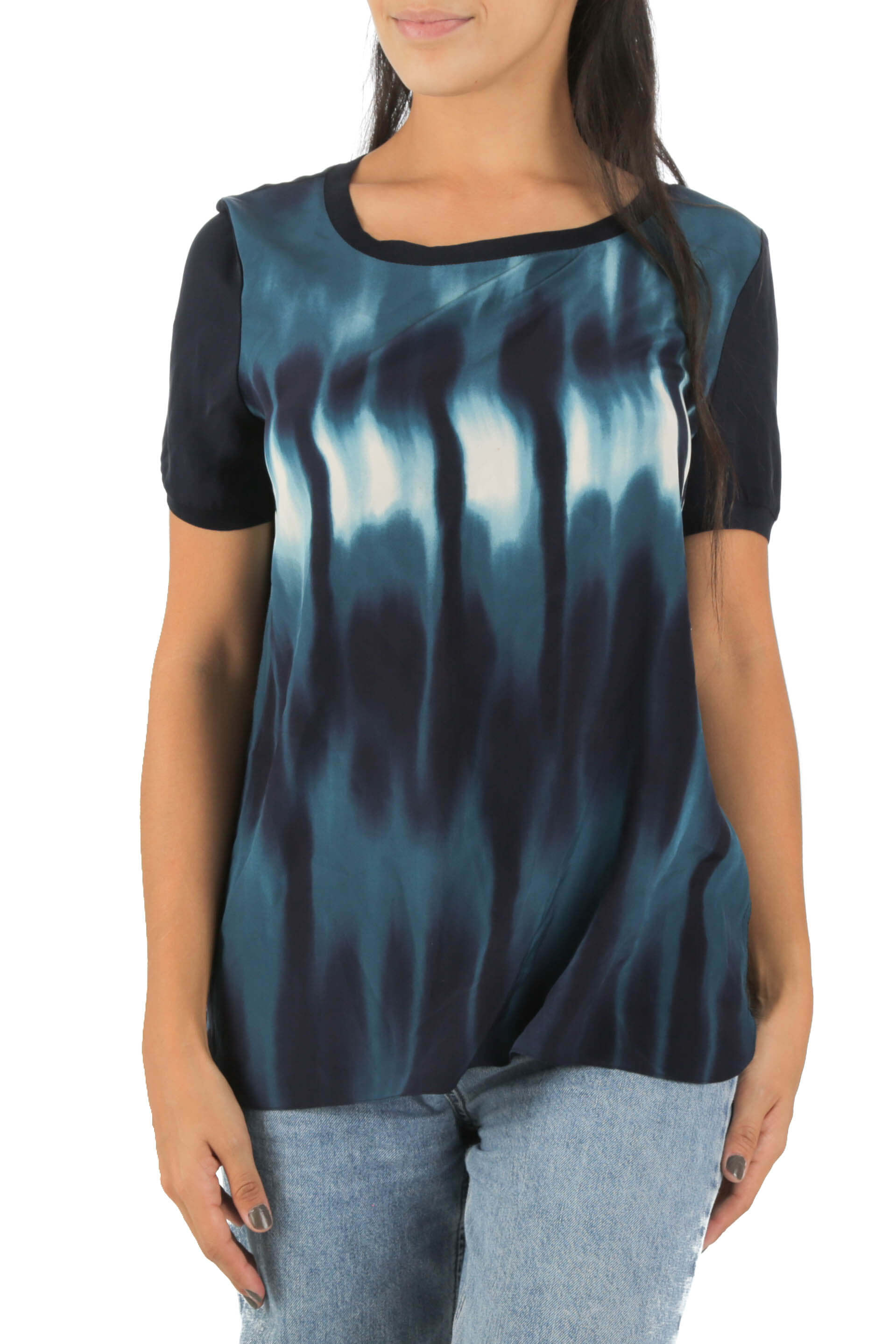 Elie Tahari, Talla M