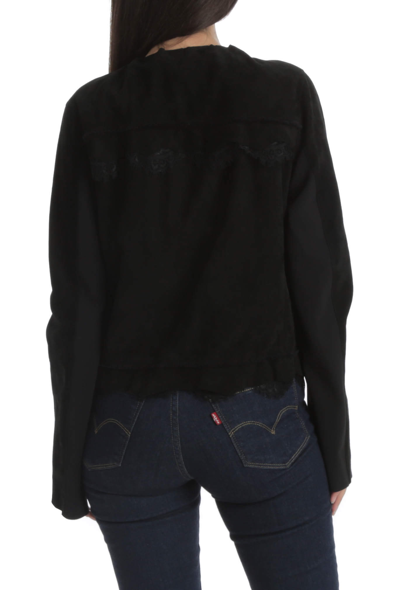 Elie Tahari, Talla M