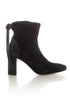Stuart Weitzman, 6 USA