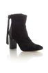 Stuart Weitzman, 6 USA