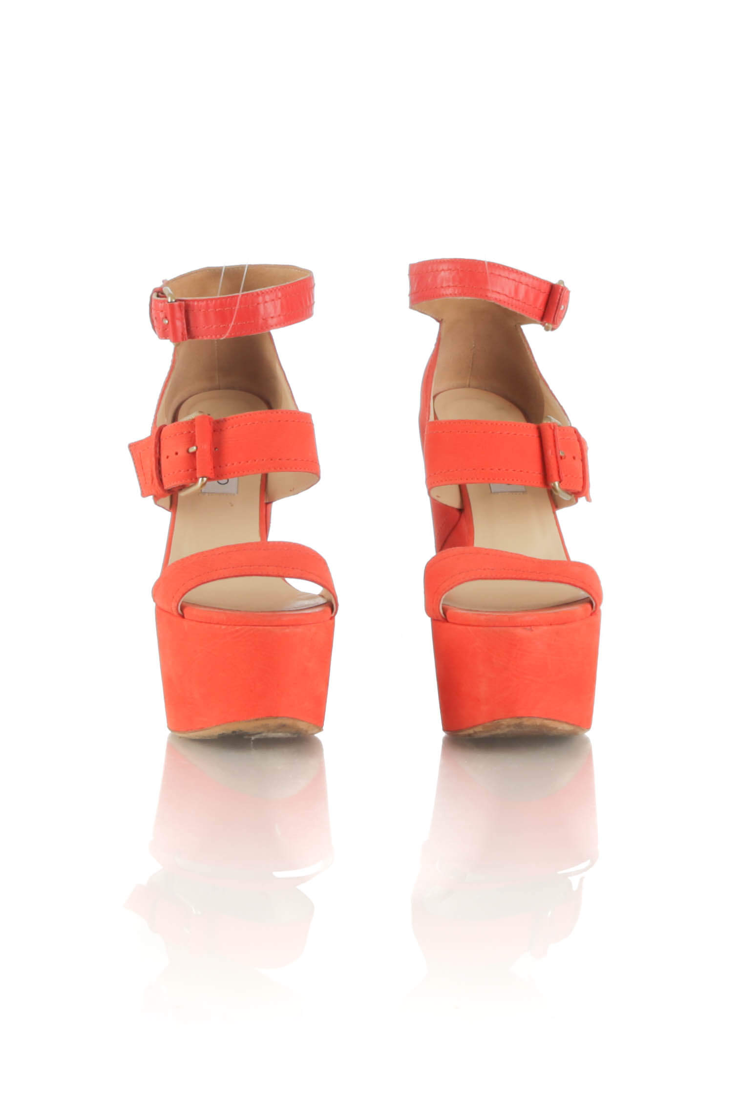 Jimmy Choo, 8 USA