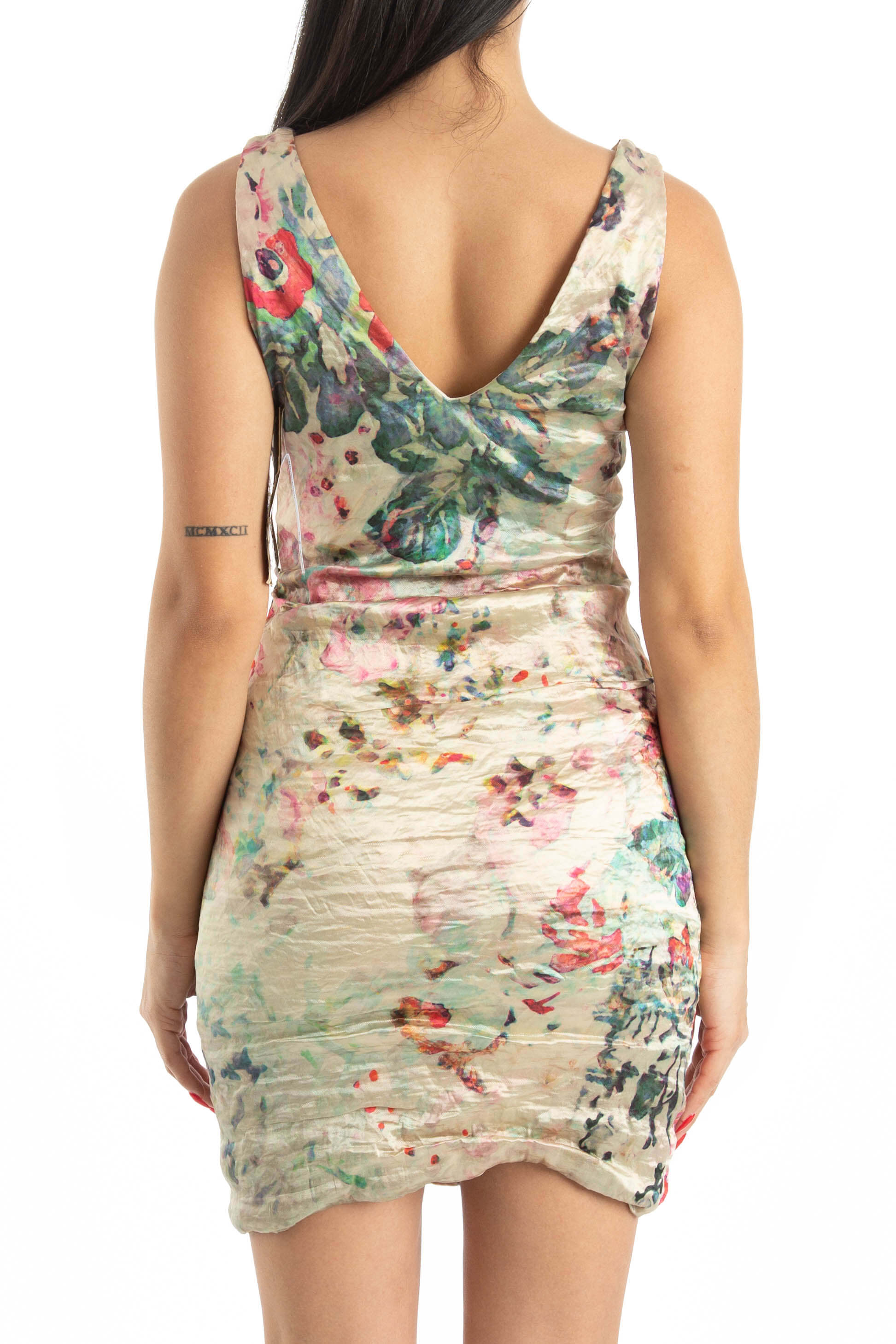 Nicole Miller, Talla 8 (NWT)