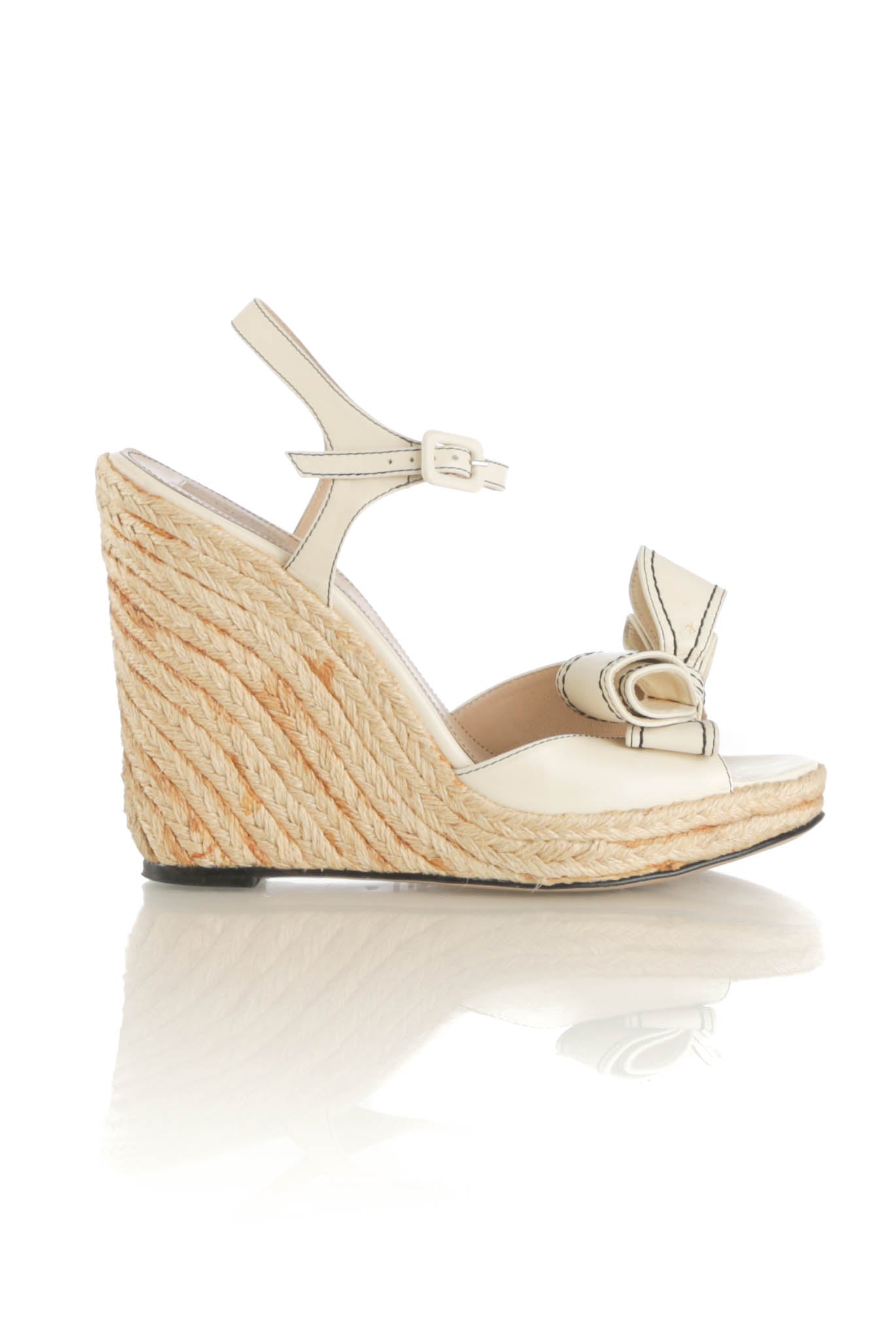 Valentino, 12 USA