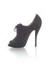Christian Louboutin, 6 USA