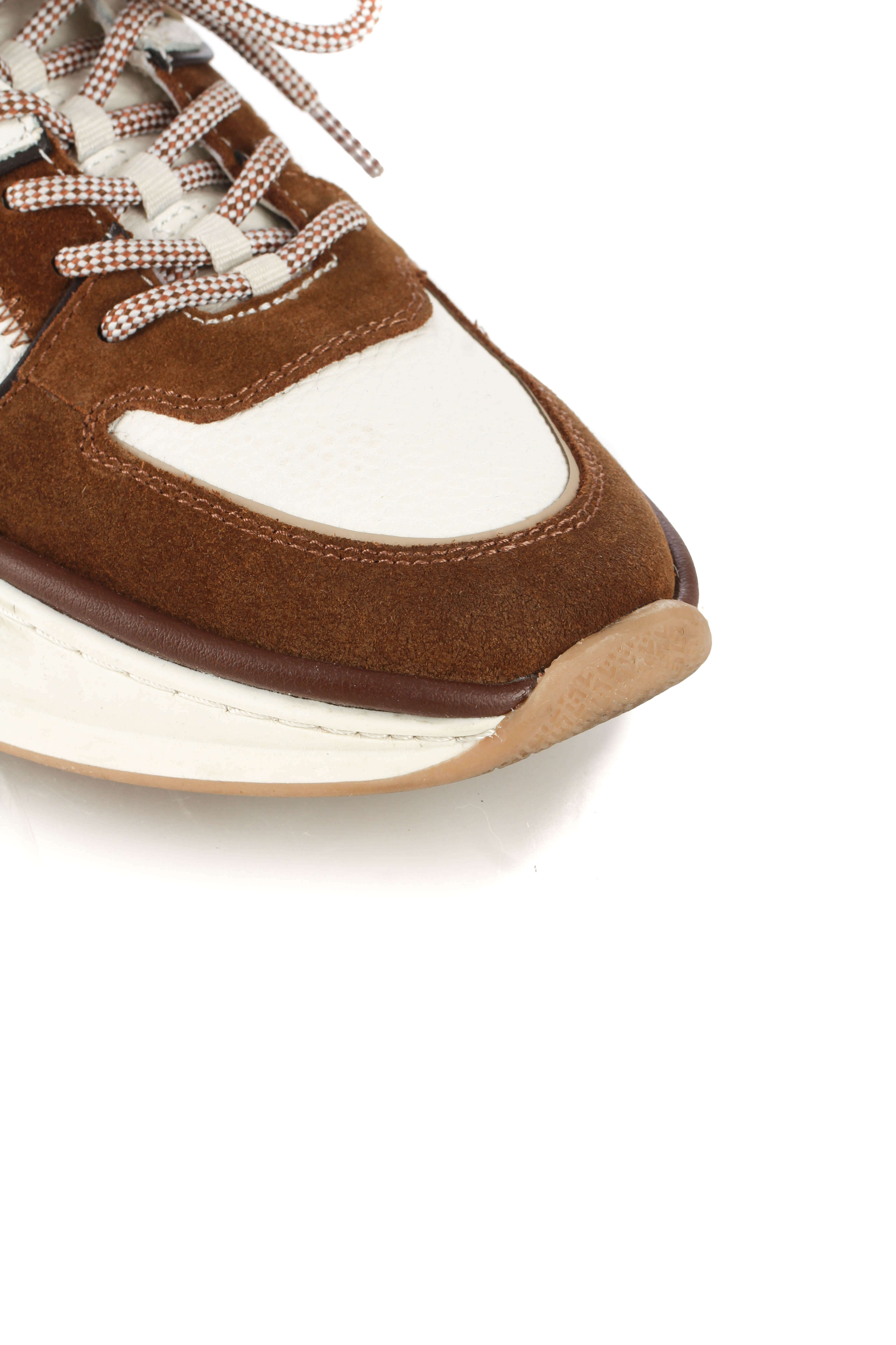 Massimo Dutti, 9 USA