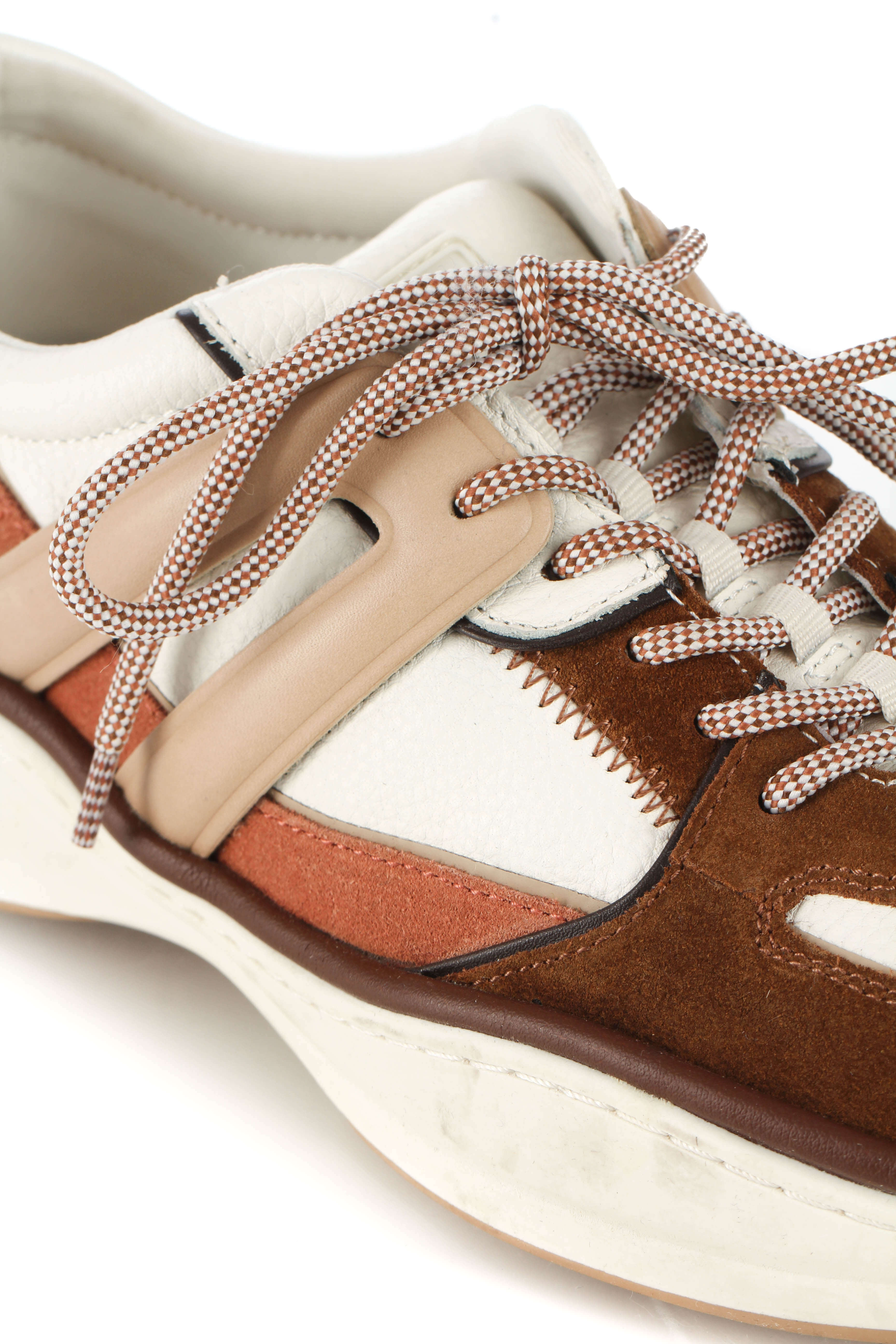 Massimo Dutti, 9 USA
