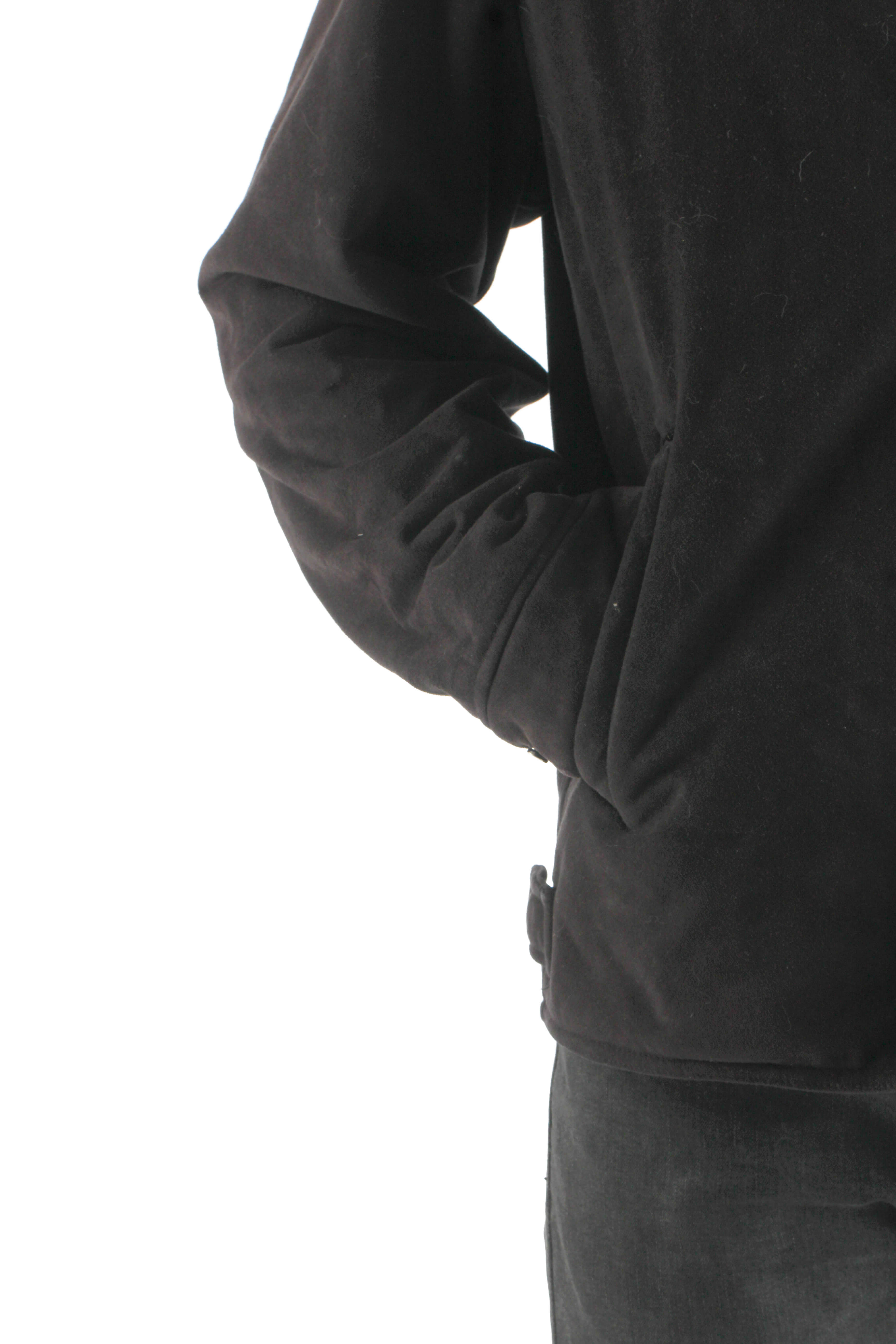 Perry Ellis, Talla M