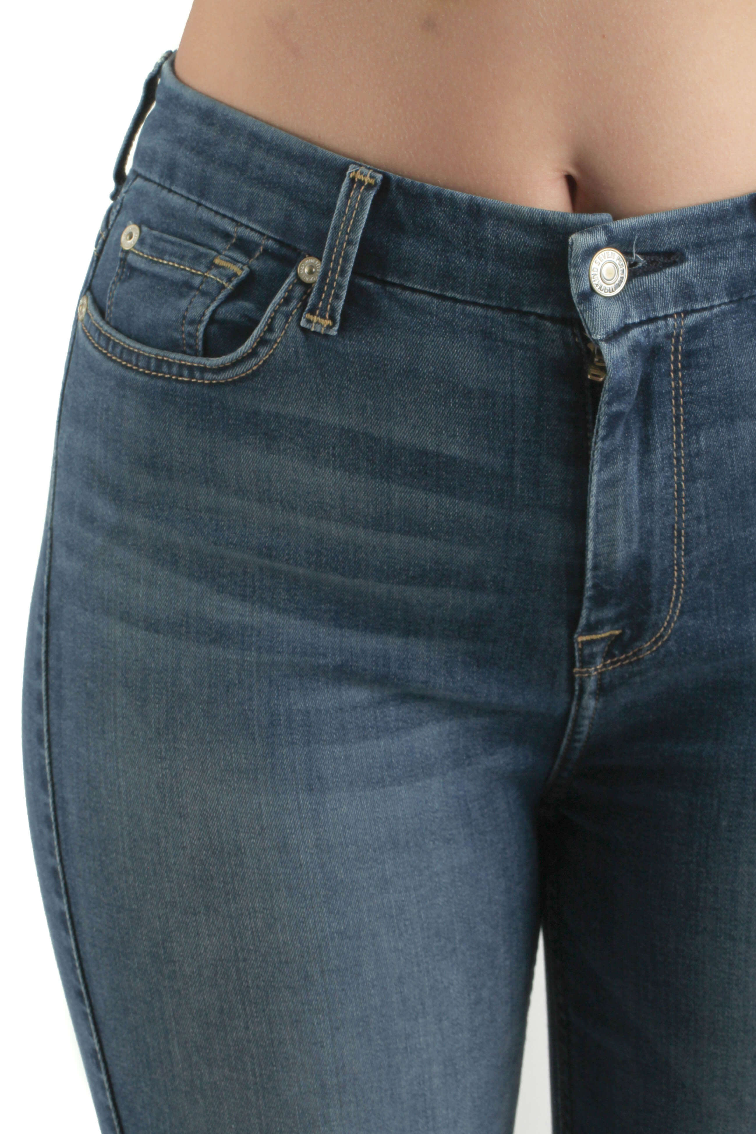 7 For all Mankind, Talla 26