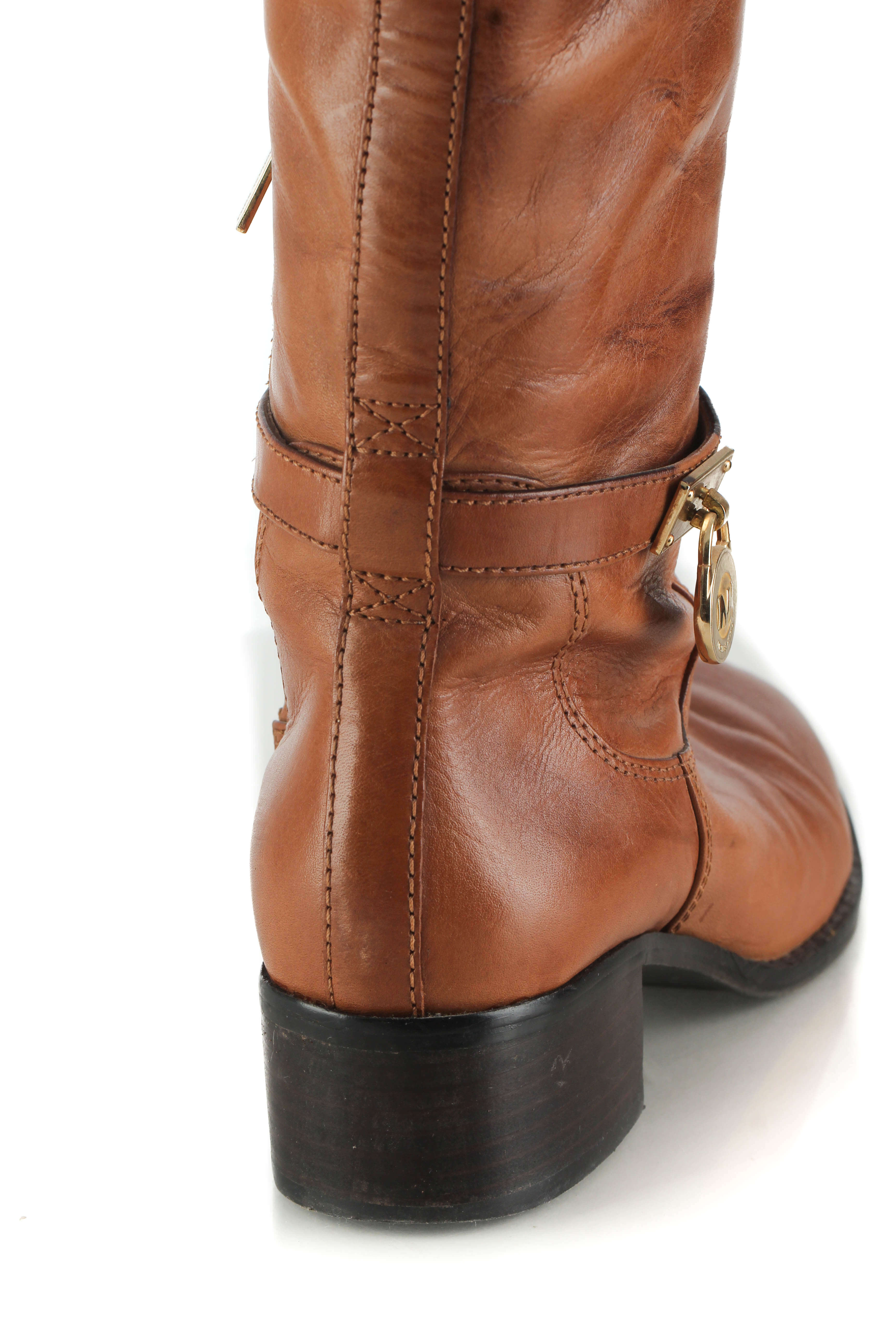 Michael Kors, Talla 5.5 USA