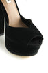 Stuart Weitzman, 8 USA