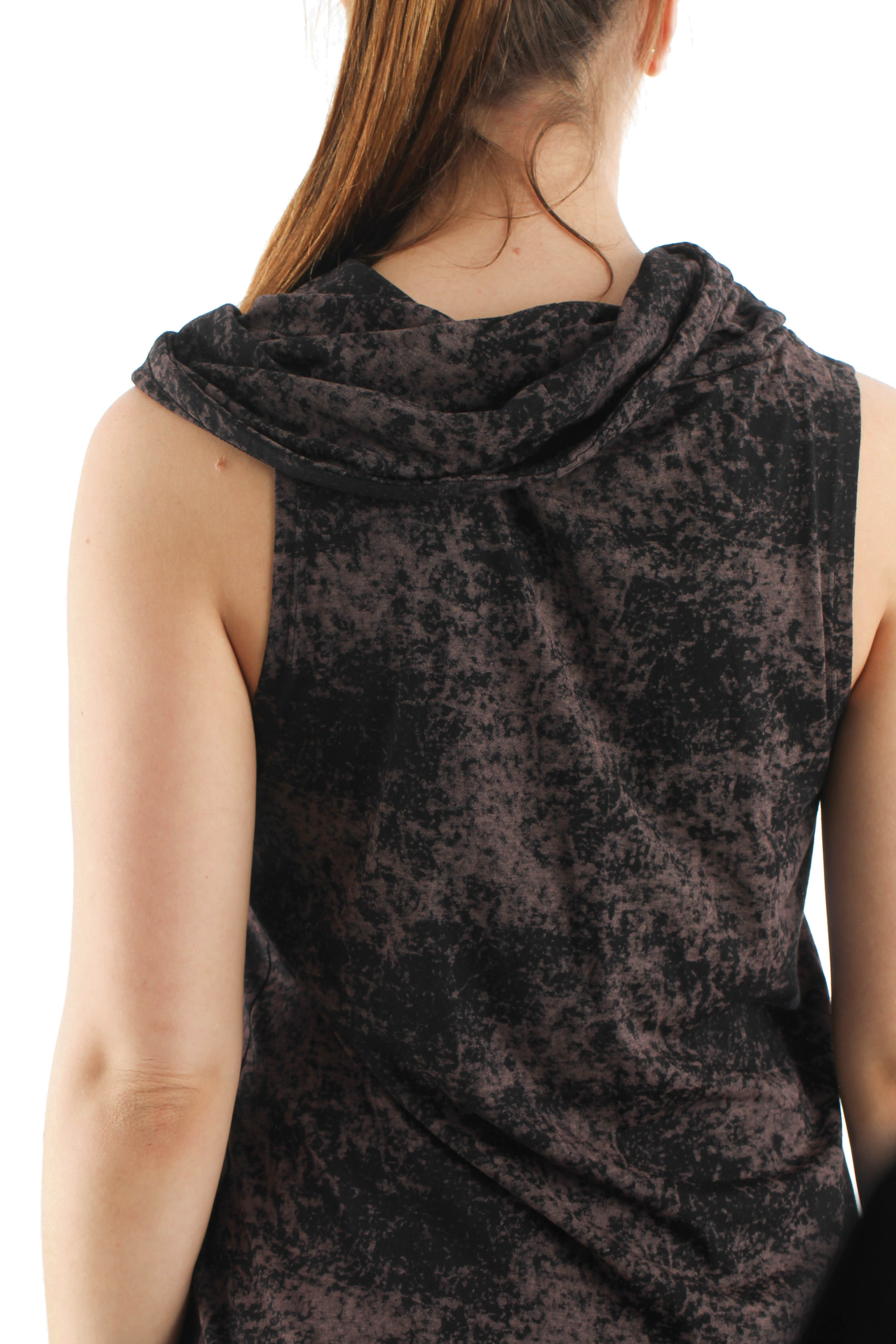 Threads 4 Thought, Talla M