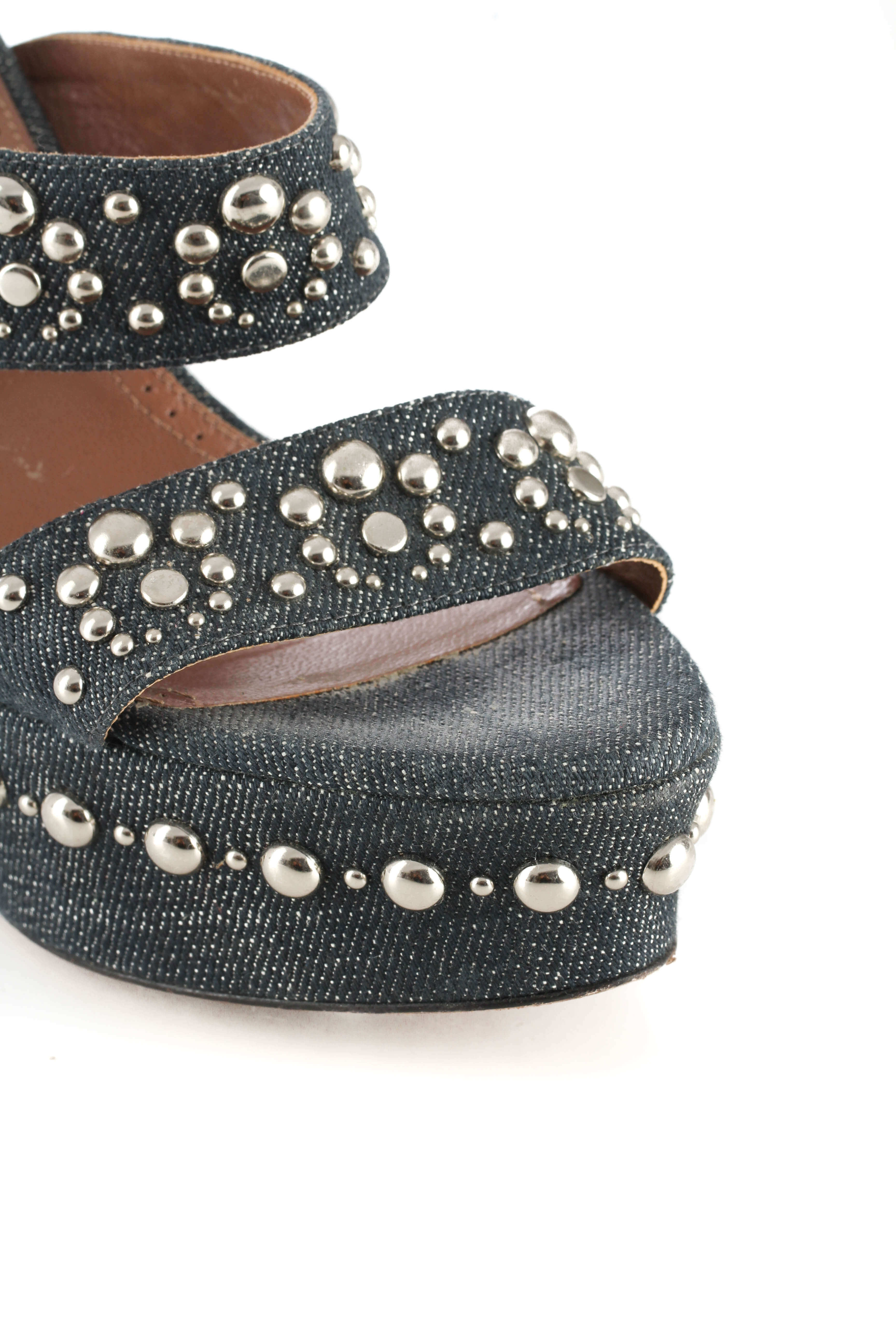 Alaia, 8 USA