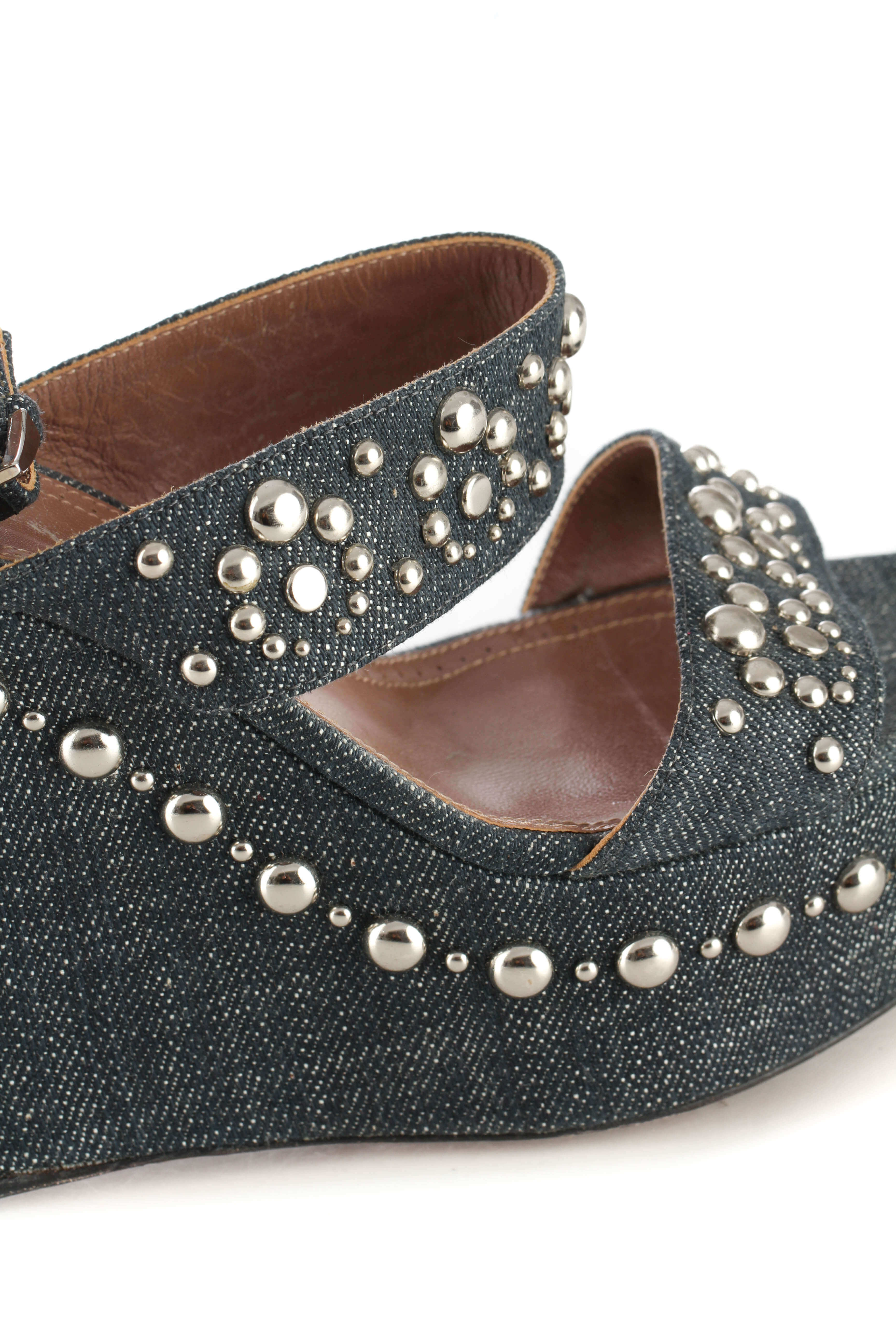 Alaia, 8 USA