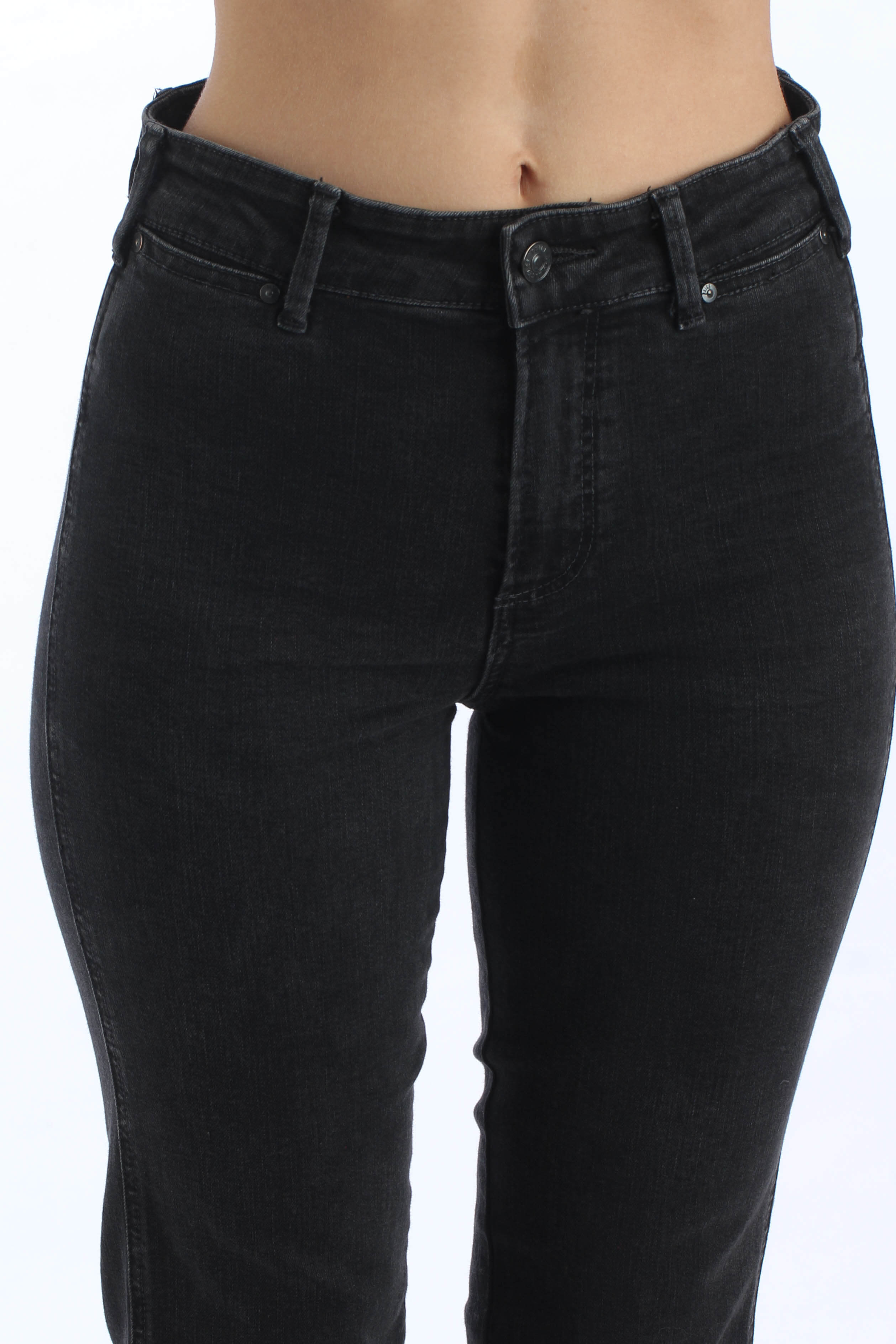 Paige, Talla 26