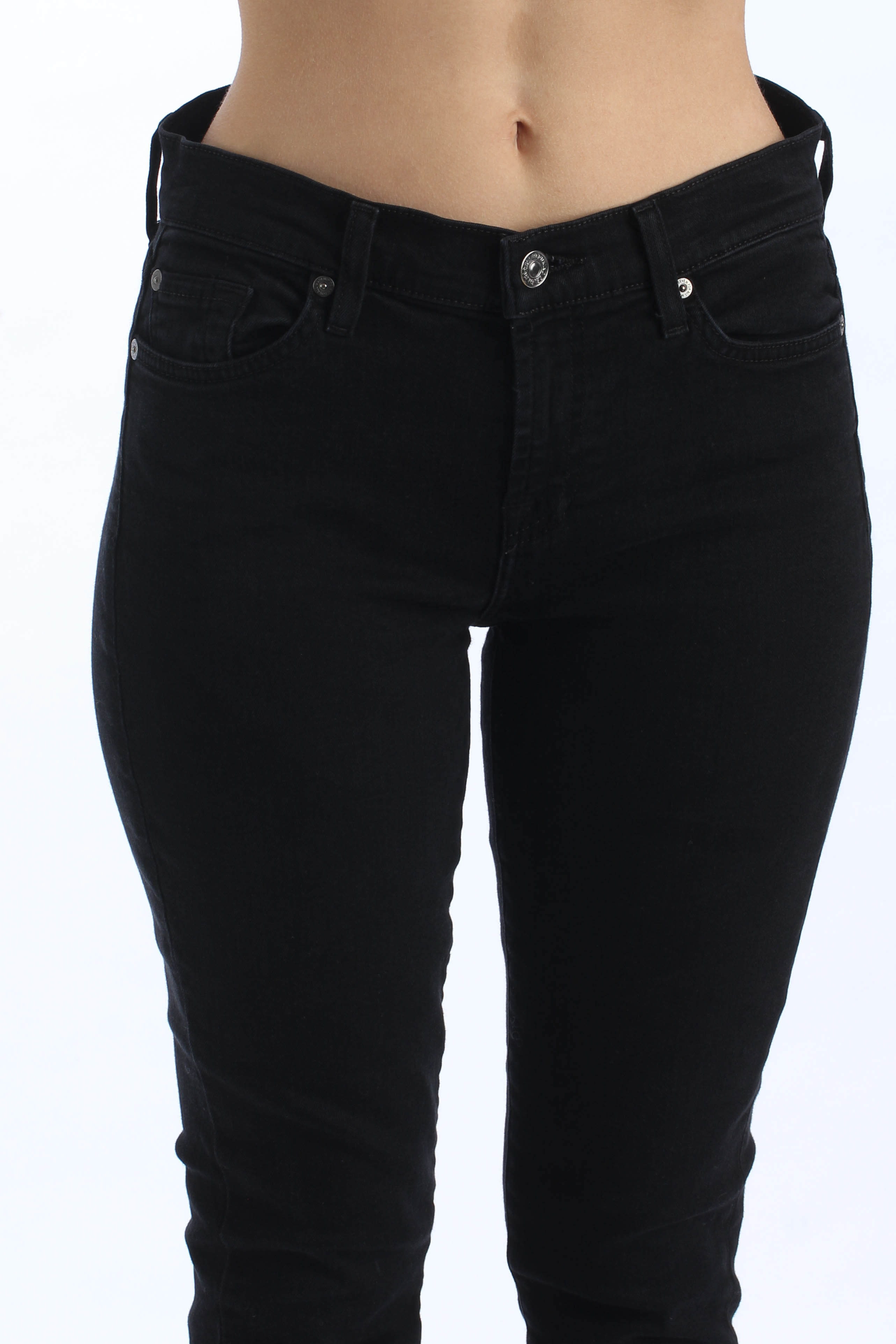 7 For all Mankind, Talla 26