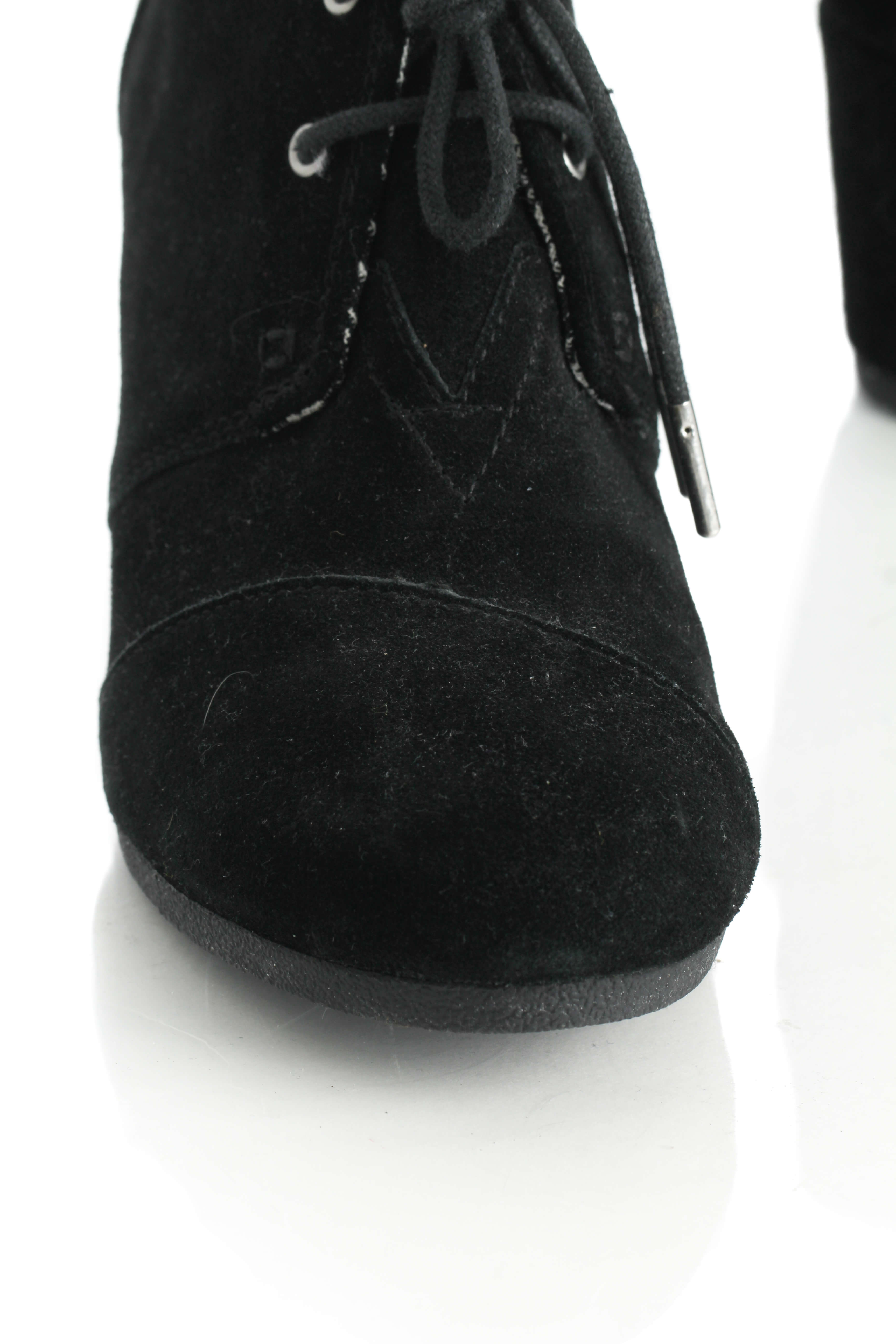 Toms, 9 USA