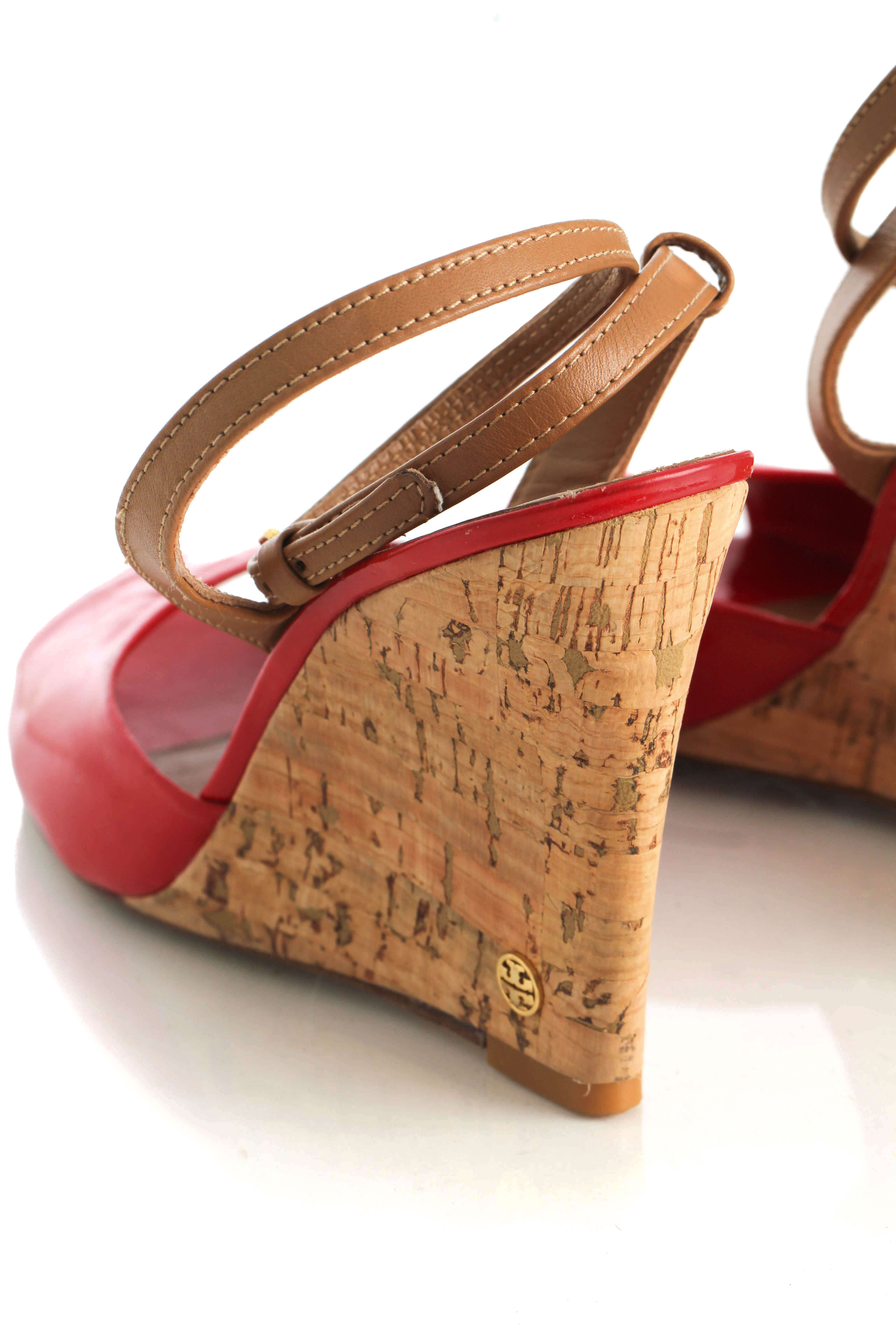 Tory Burch, 9.5 USA