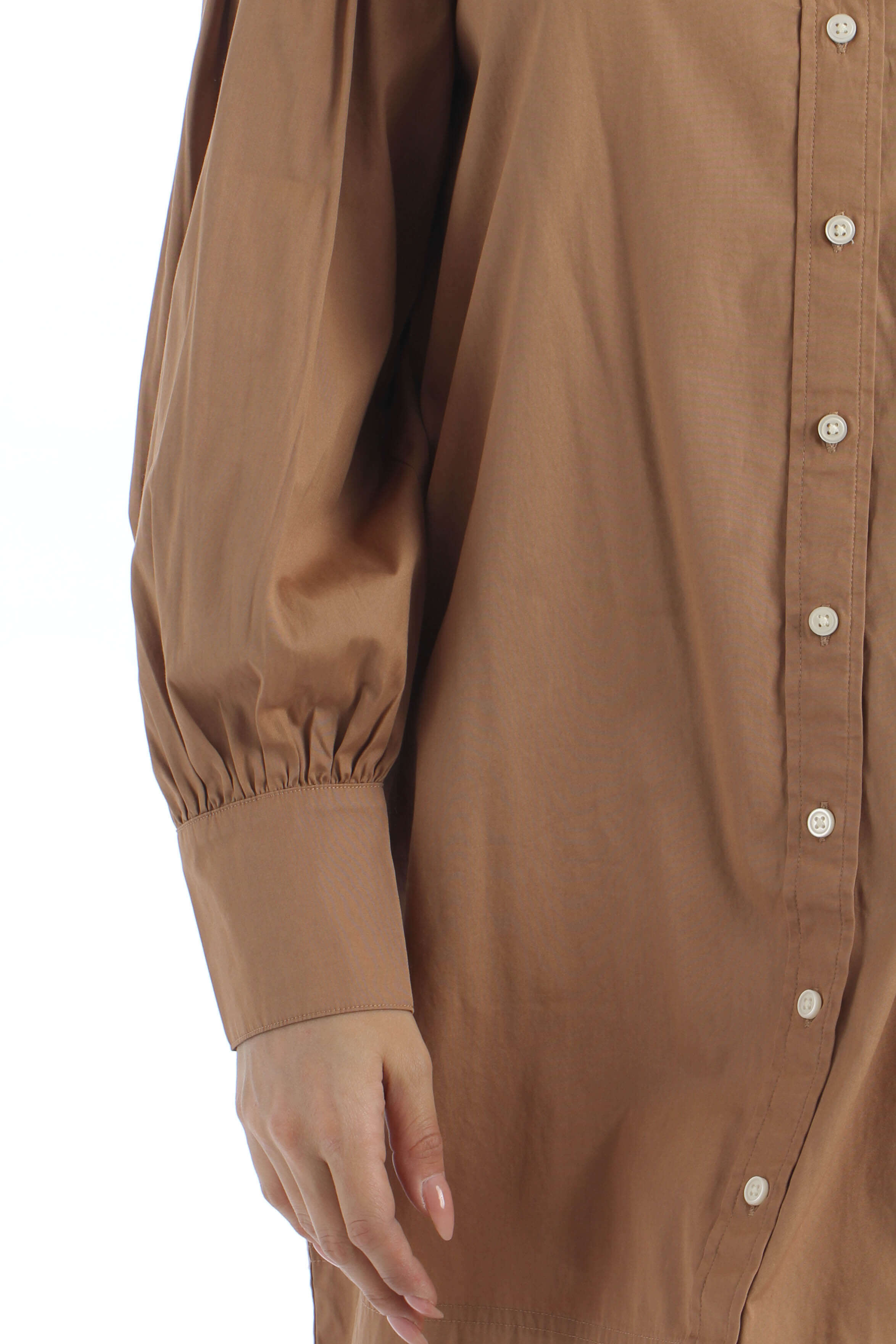 J Crew, Talla S