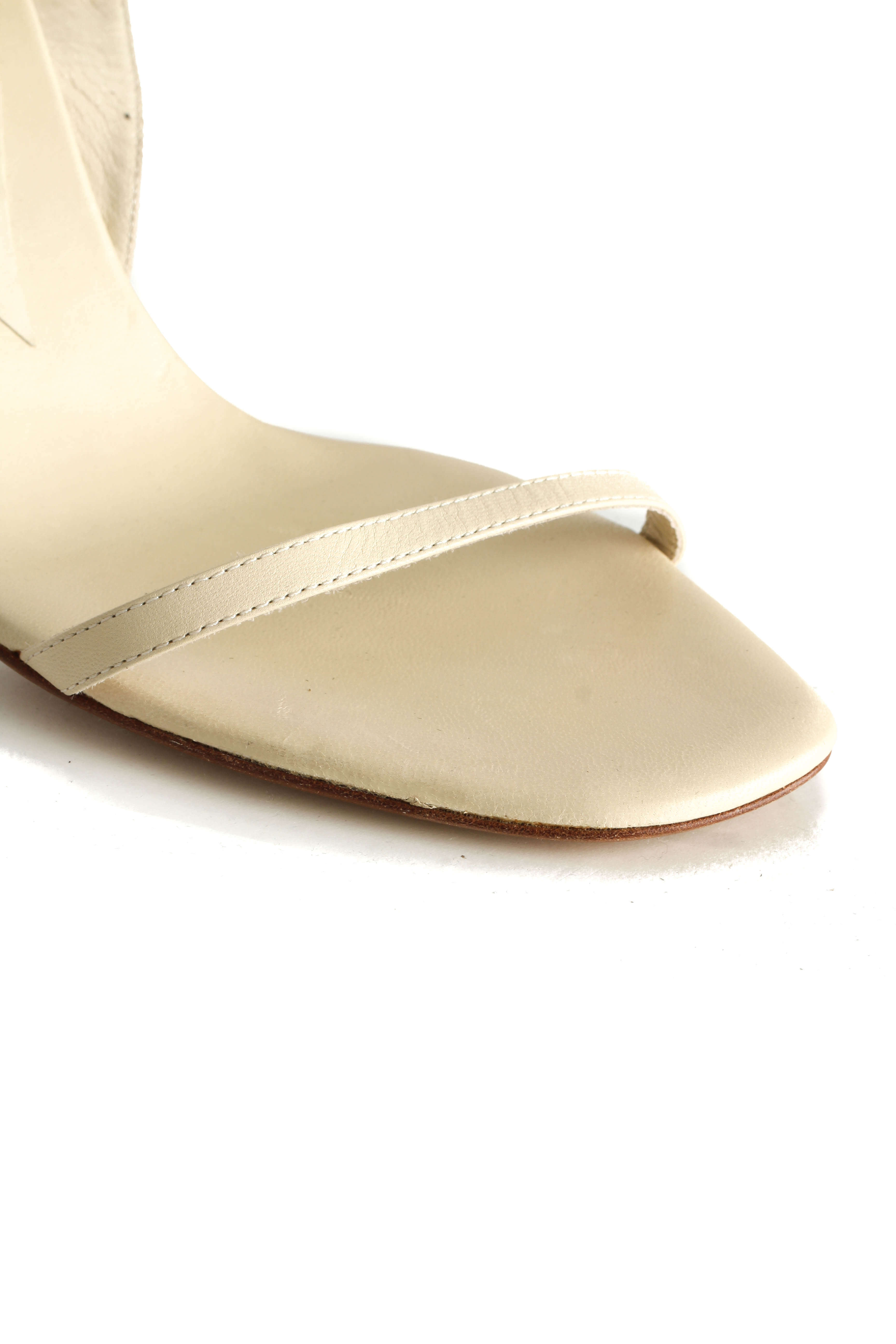 BCBG Maxazria, 8.5 USA
