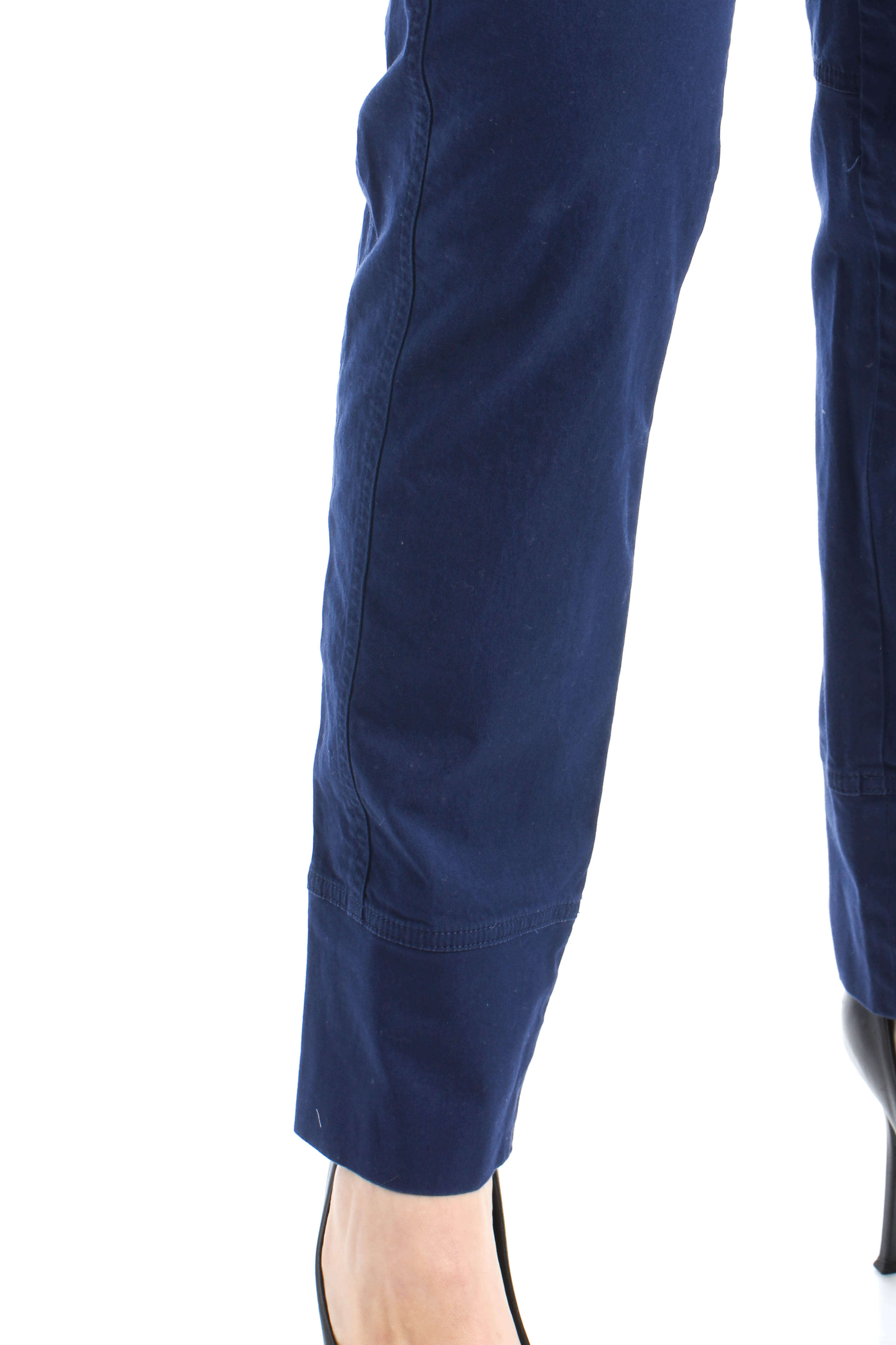 Ambrosi, Talla 8