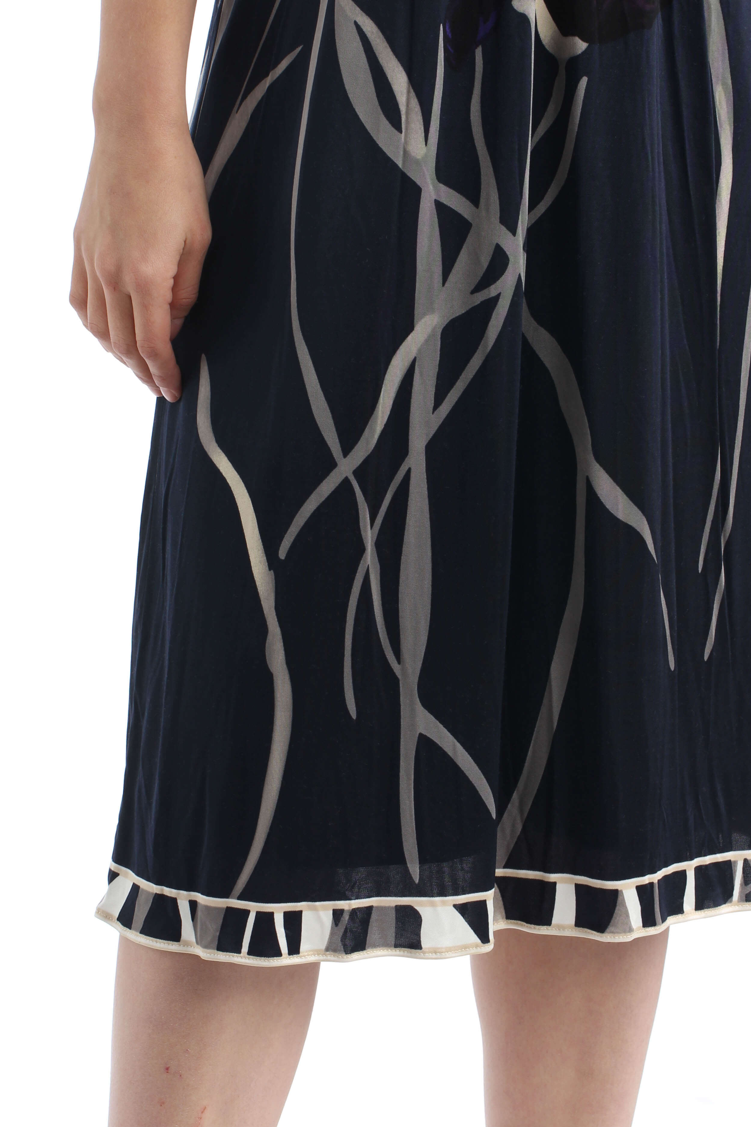 Elie Tahari, Talla 14