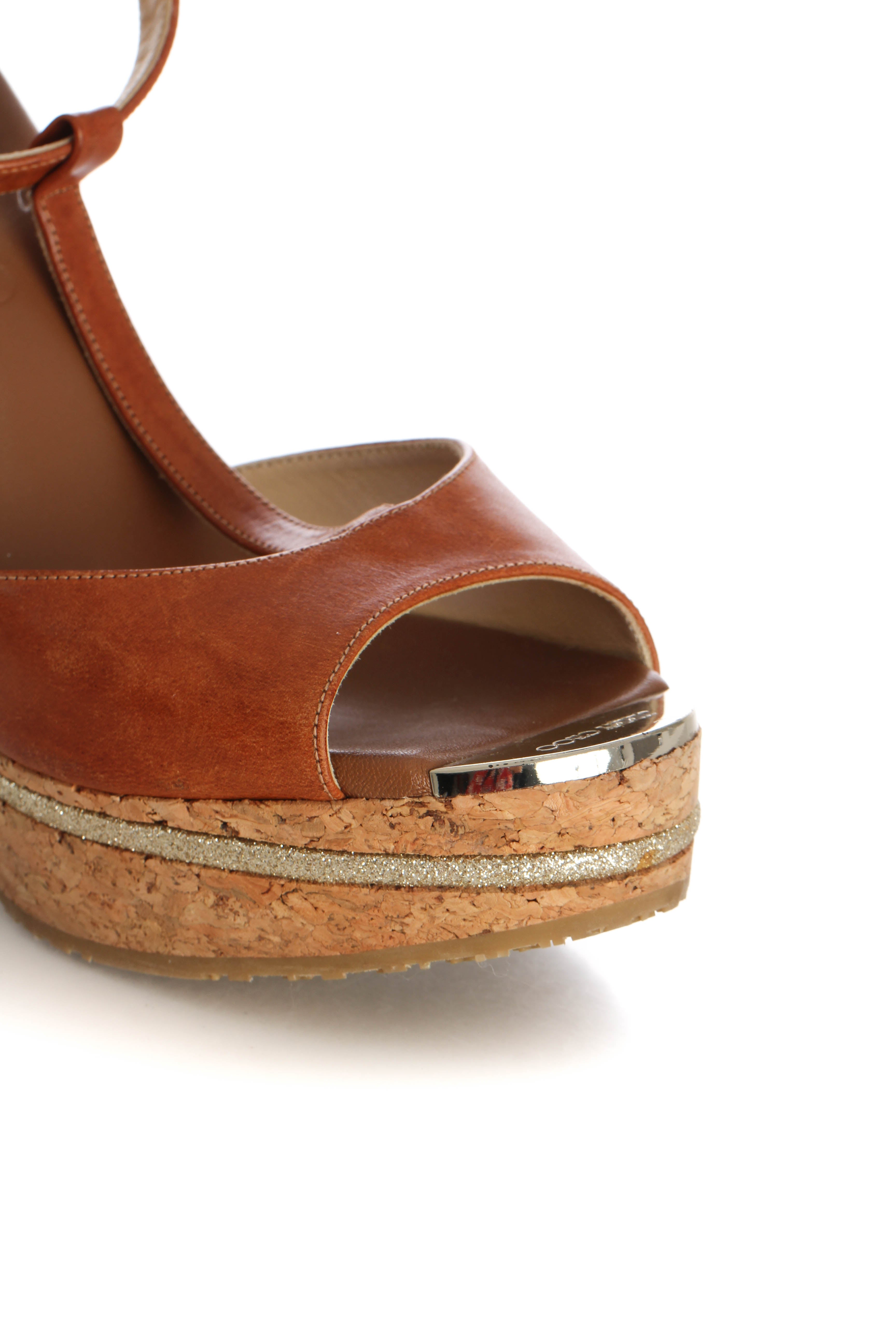 Jimmy Choo, 8 USA