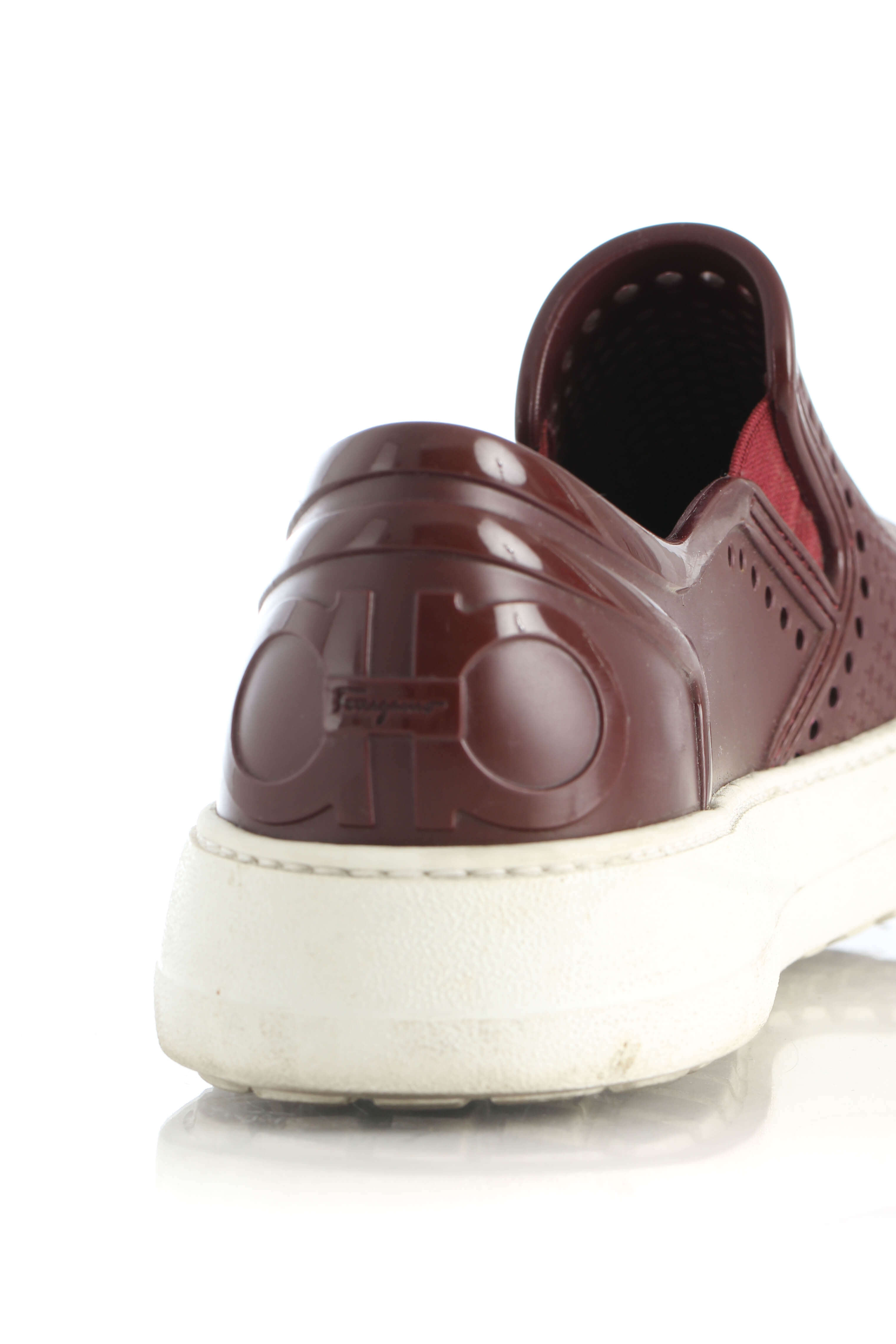 Salvatore Ferragamo, 7 USA