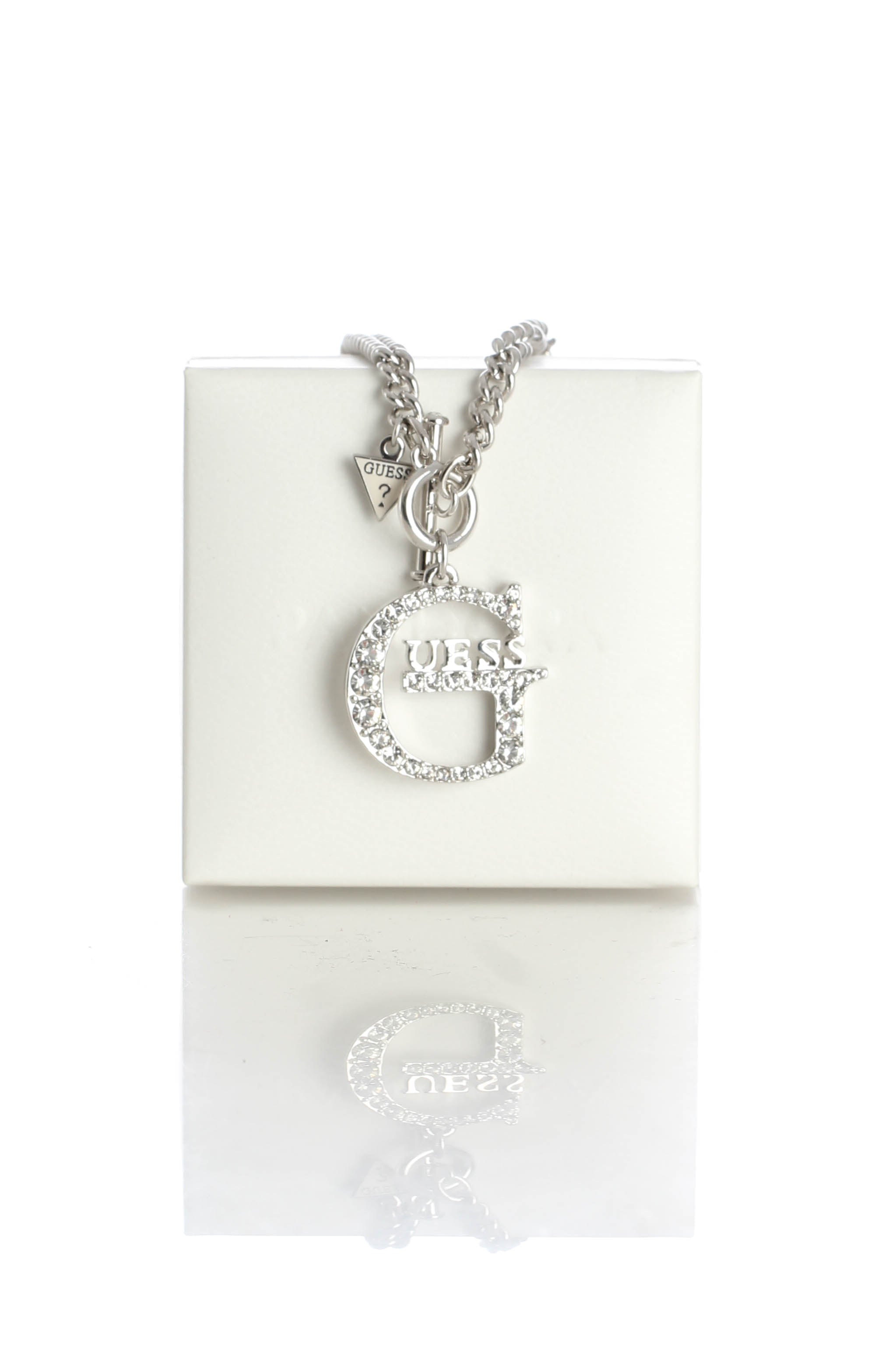 Guess (NWT)