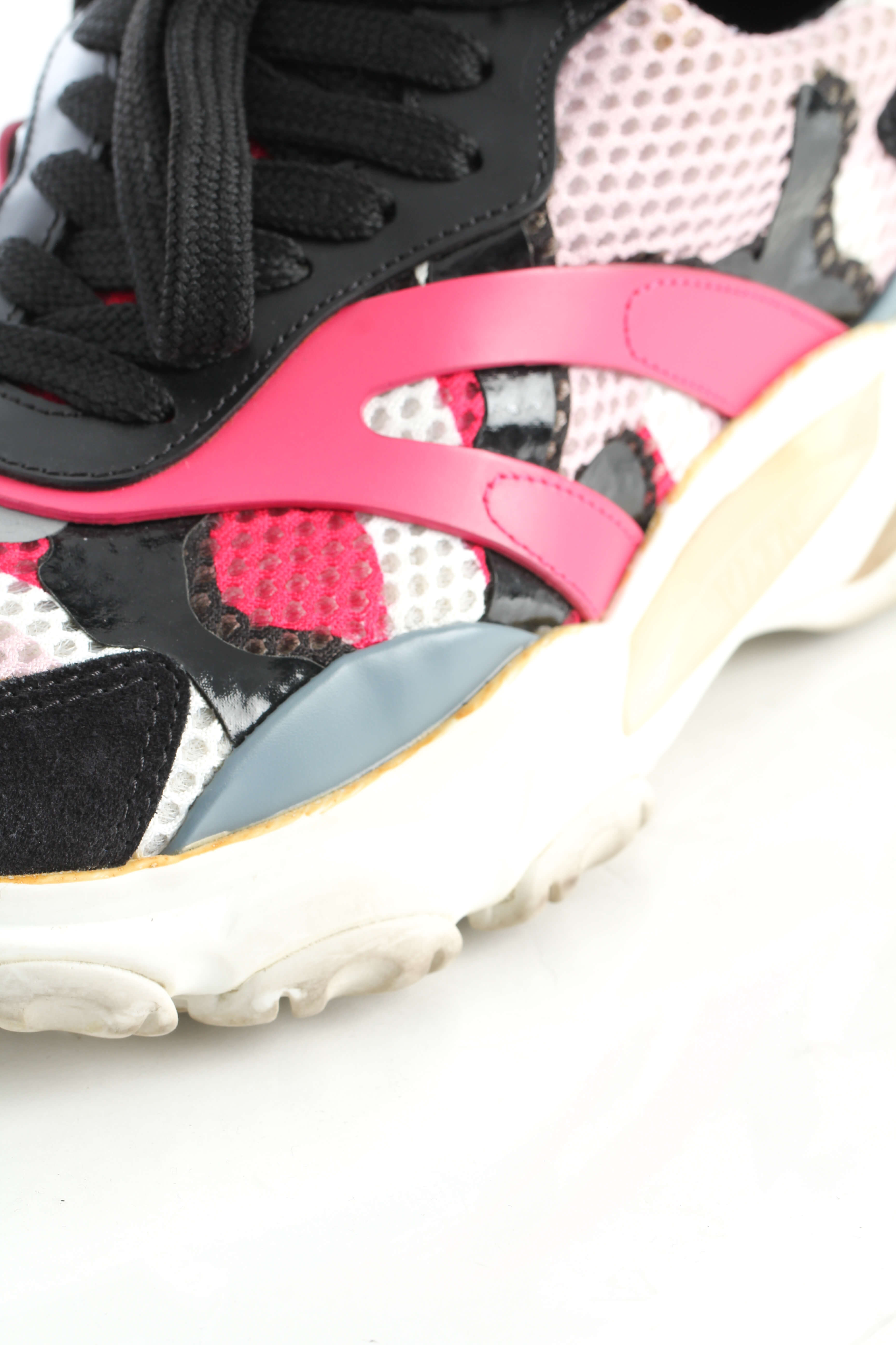 Valentino, 7 USA