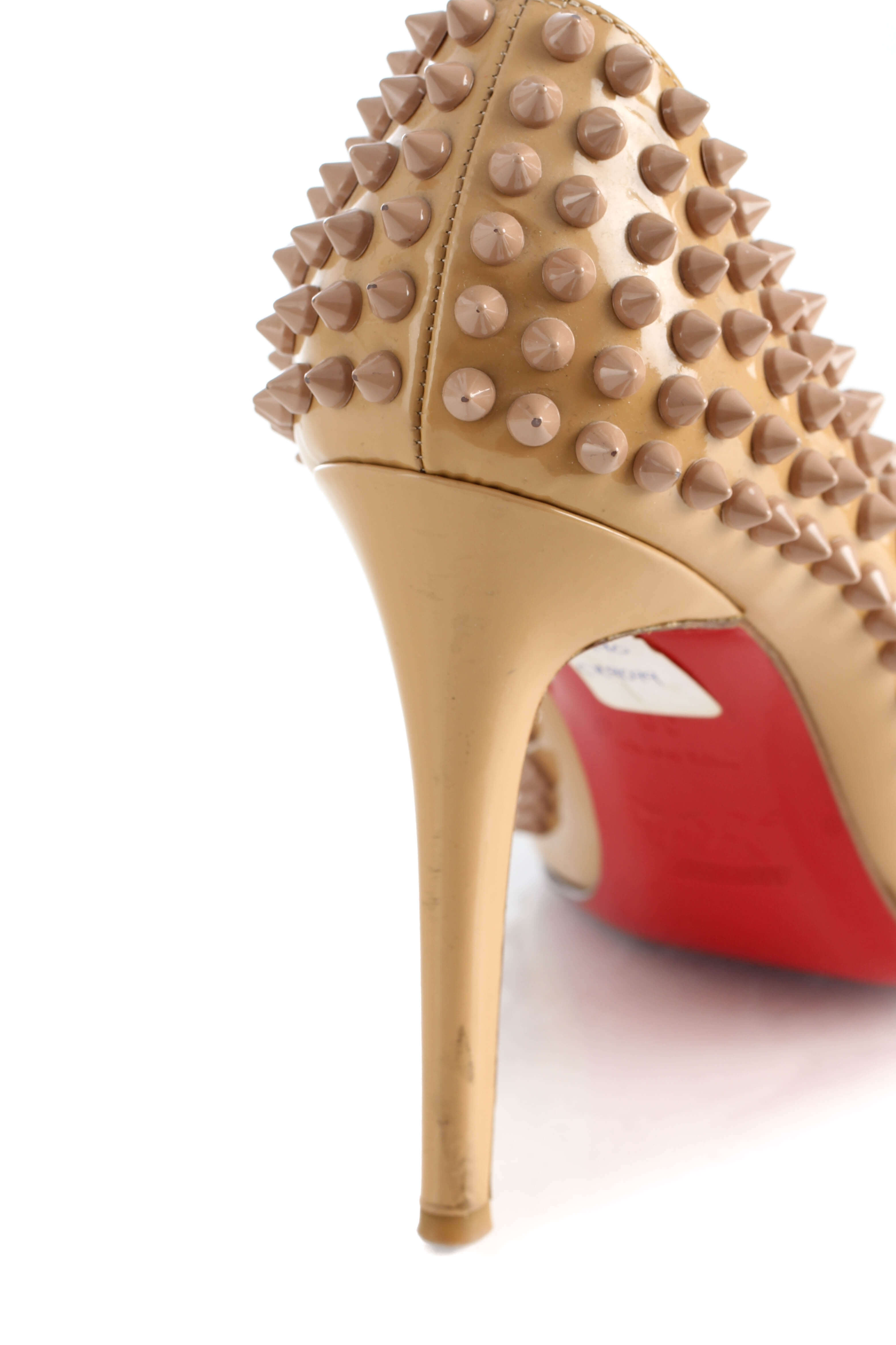 Christian Louboutin, 9 USA