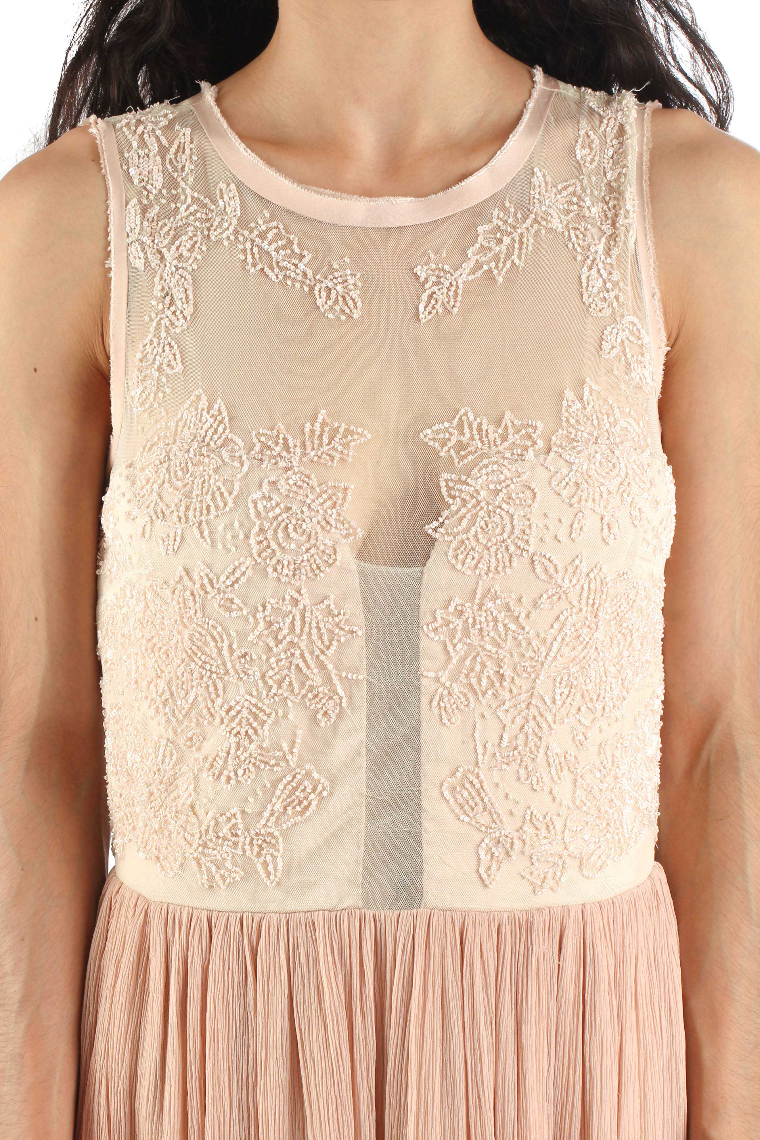 Nicole Miller, Talla 4