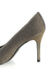 Stuart Weitzman, 6 USA