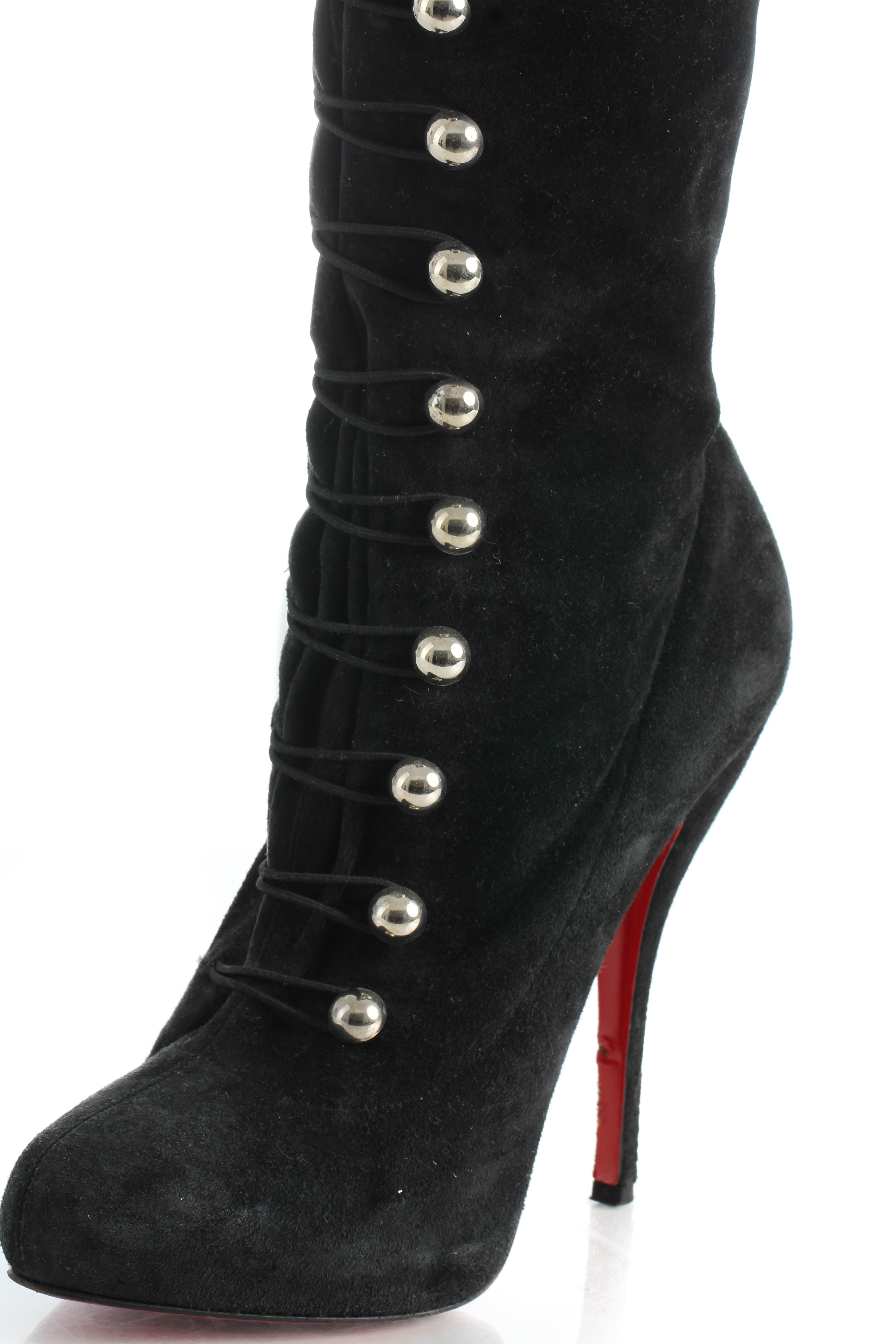 Christian Louboutin, Talla 9