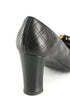 Stuart Weitzman, 8 USA
