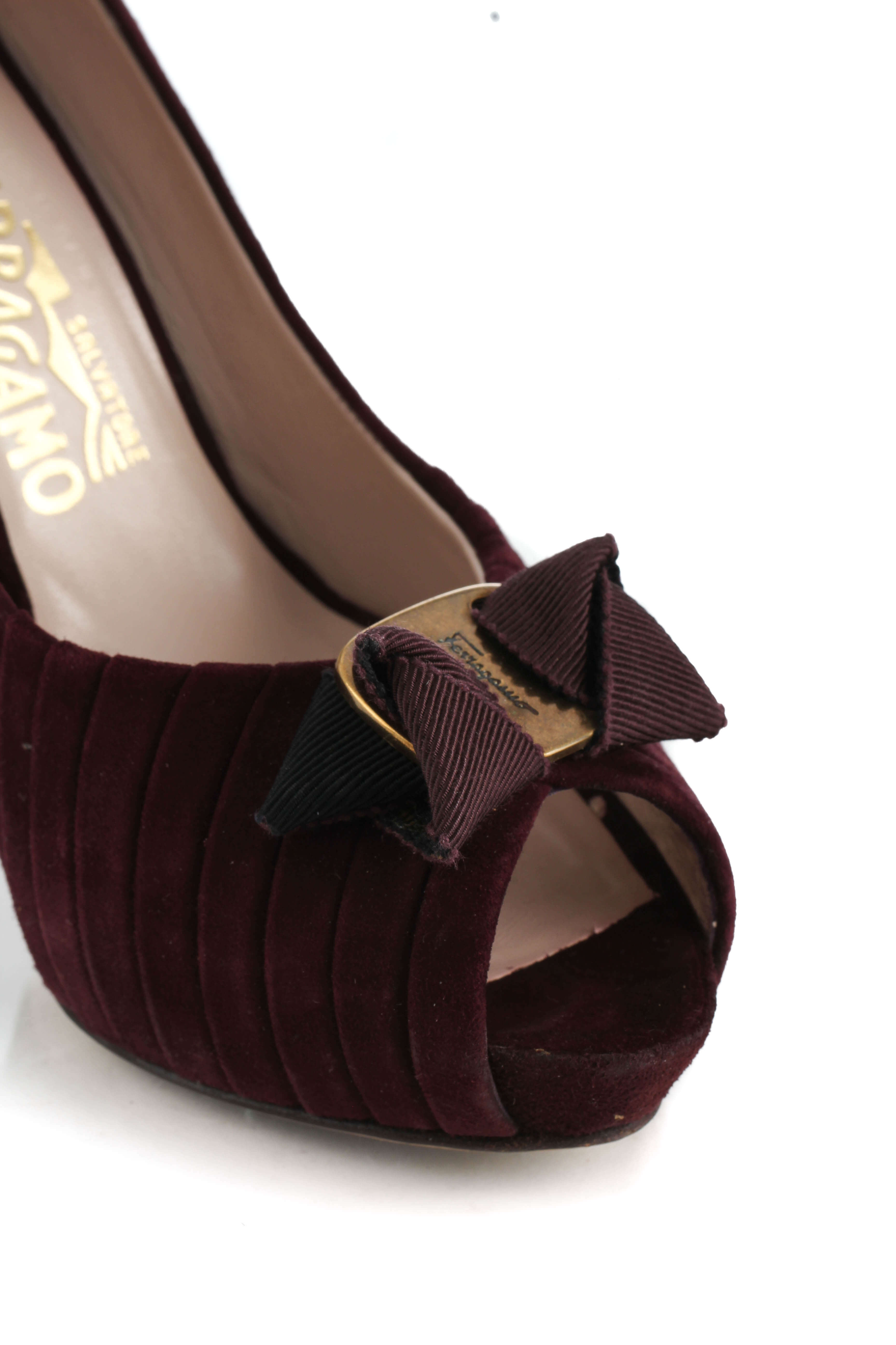 Salvatore Ferragamo, 7.5 USA