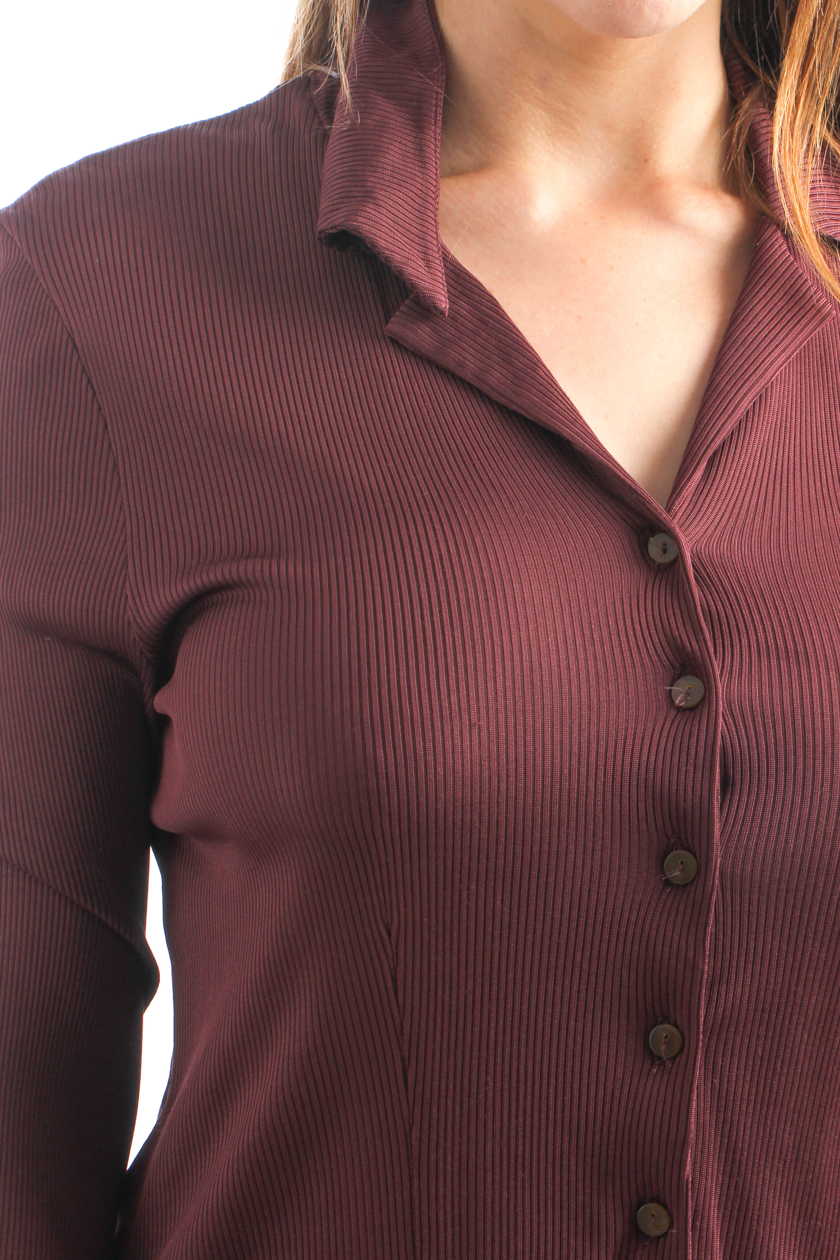 Nanushka, Talla L